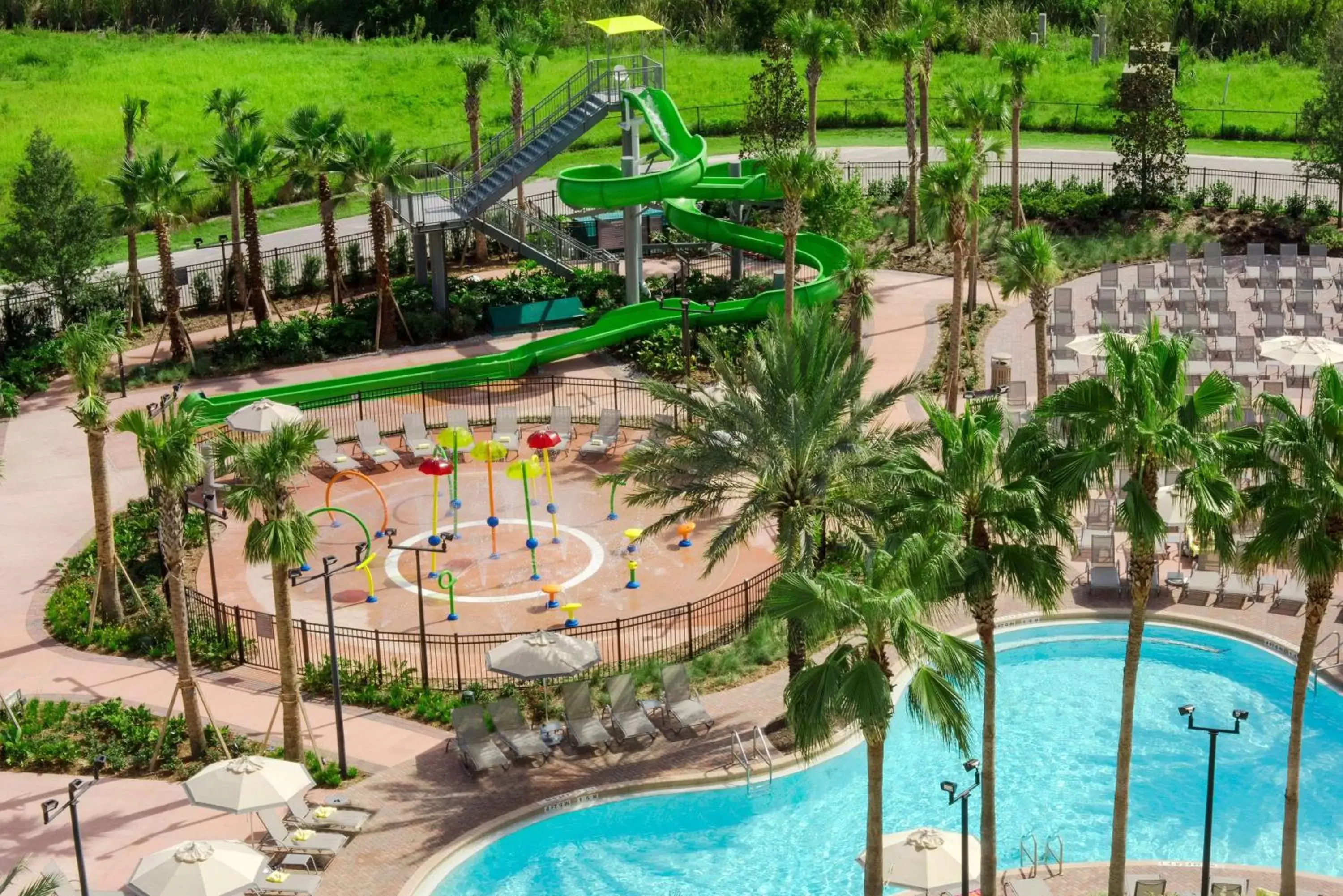 Swimming pool, Pool View in Hilton Grand Vacations Club Las Palmeras Orlando