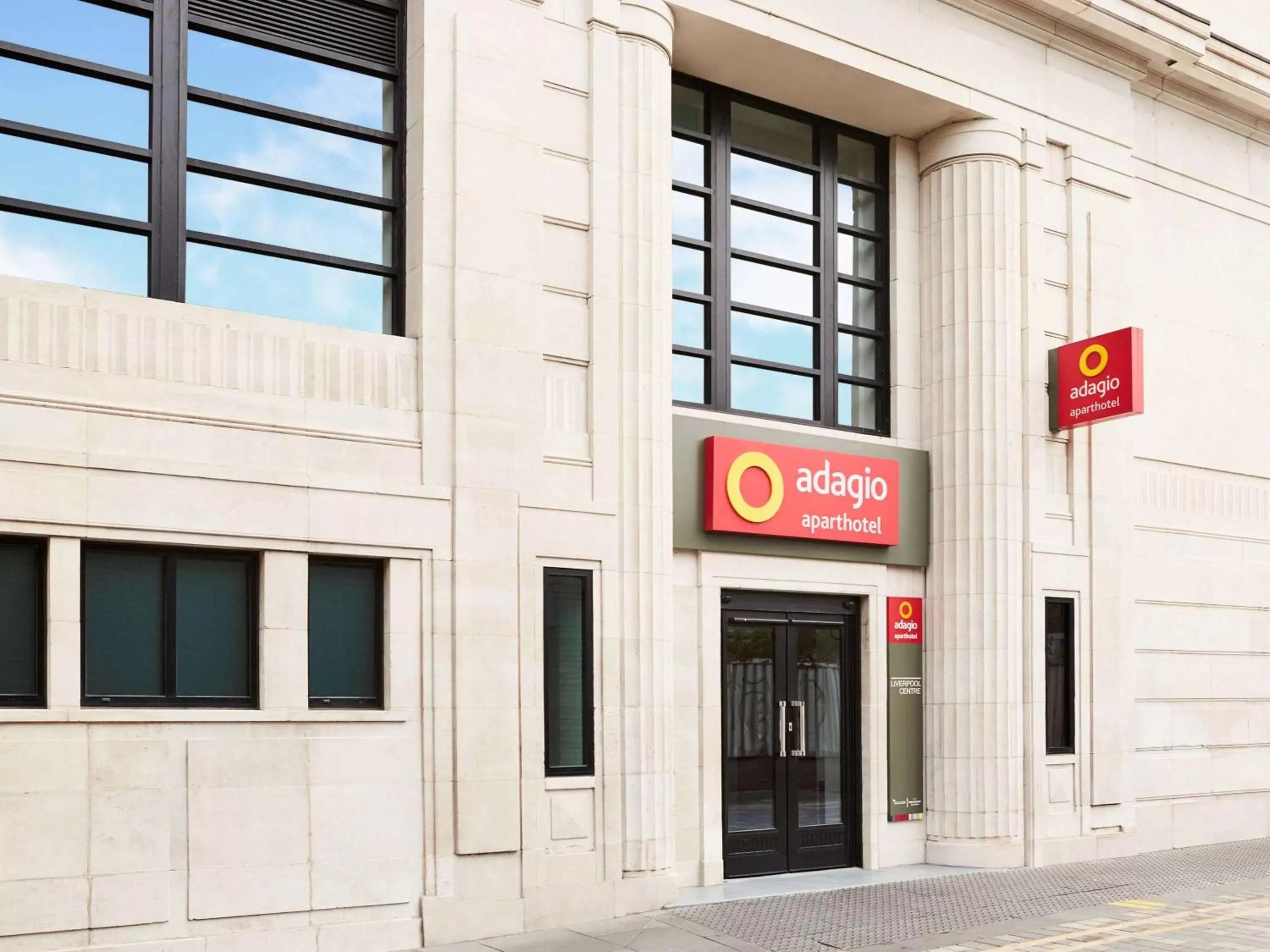 Property building in Aparthotel Adagio Liverpool City Centre