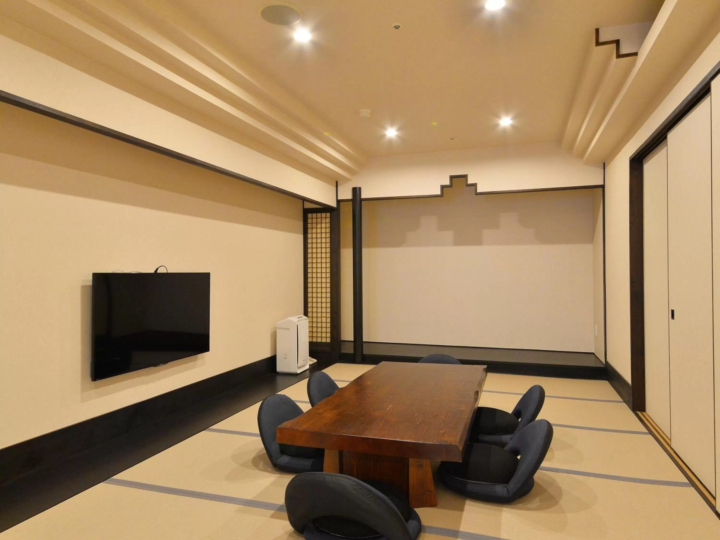 Photo of the whole room in LC Goryokaku Hotel