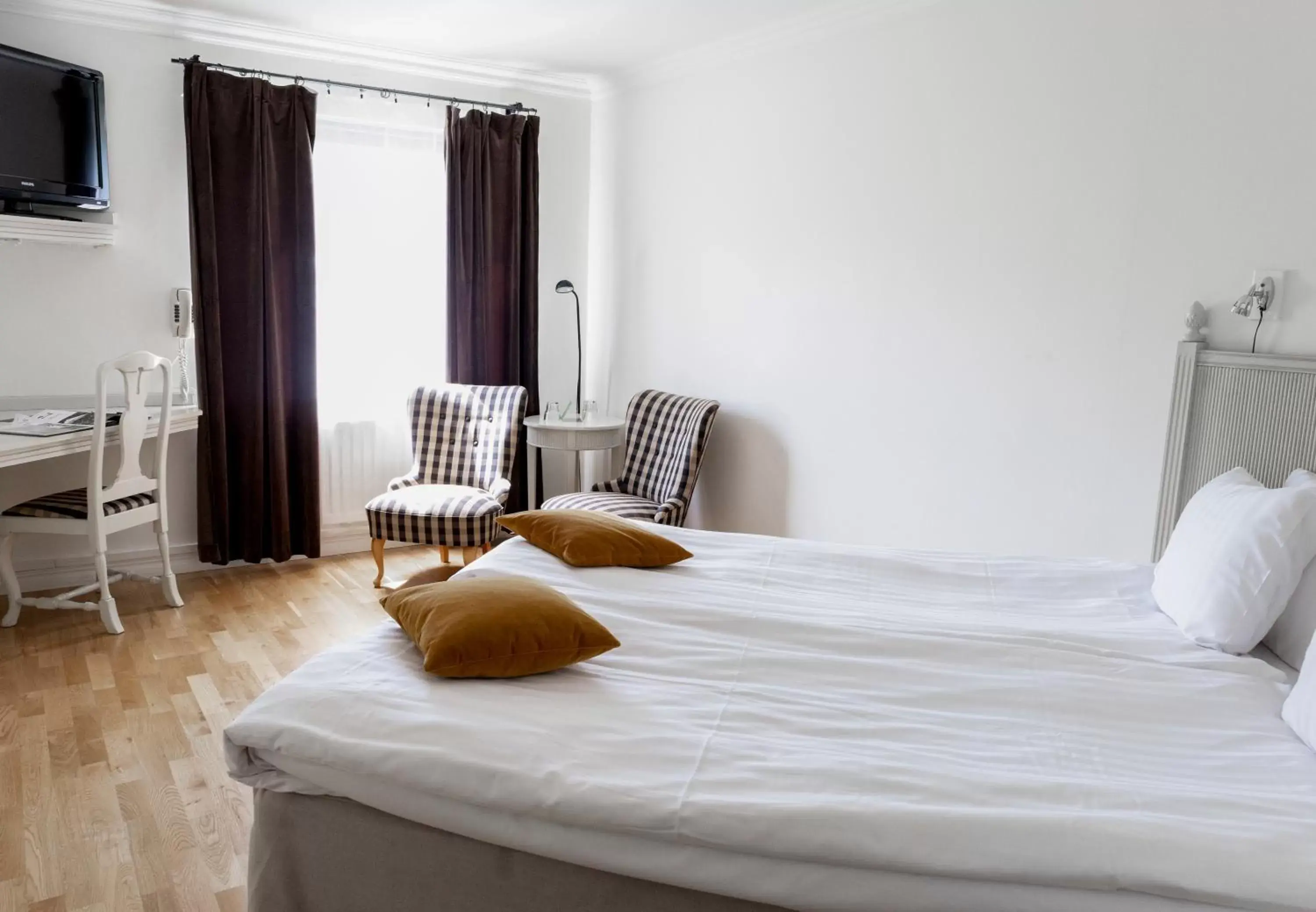 Bedroom in Blommenhof Hotel