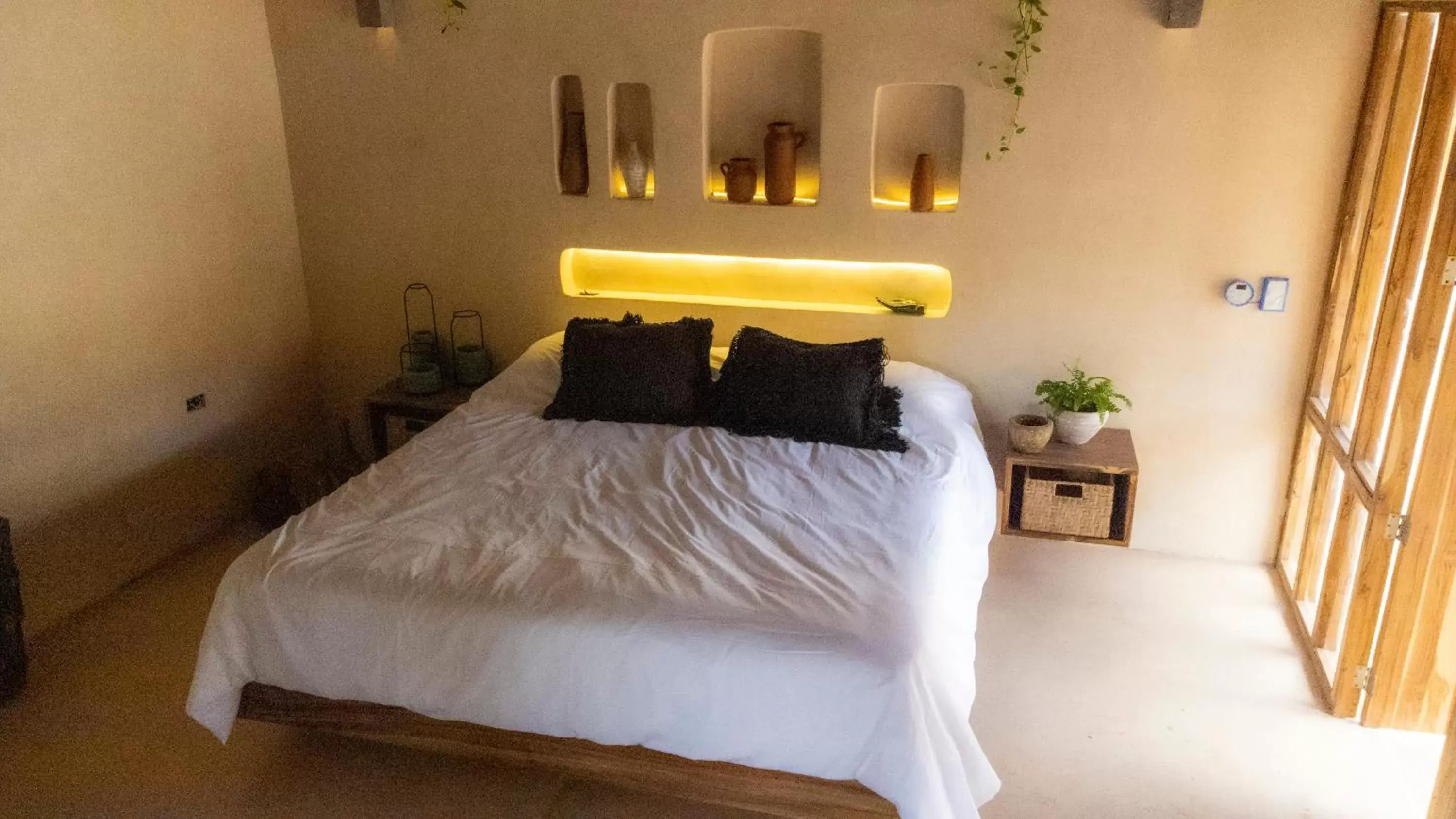 Bed in BH HOTEL & CENOTE TULUM - Adults Only