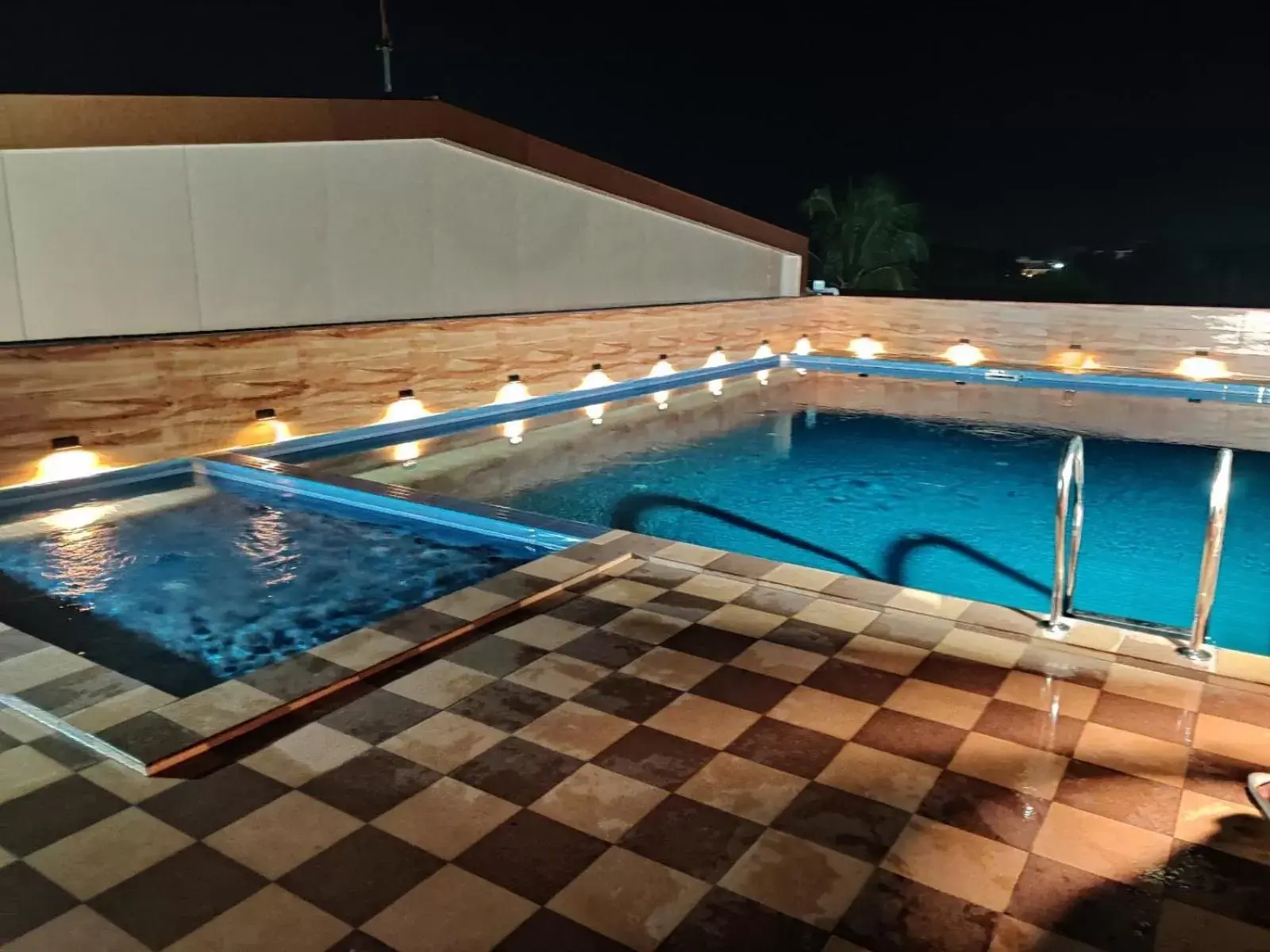 Property building in Hotel Newline Orchid Property building in Hotel Newline Orchid