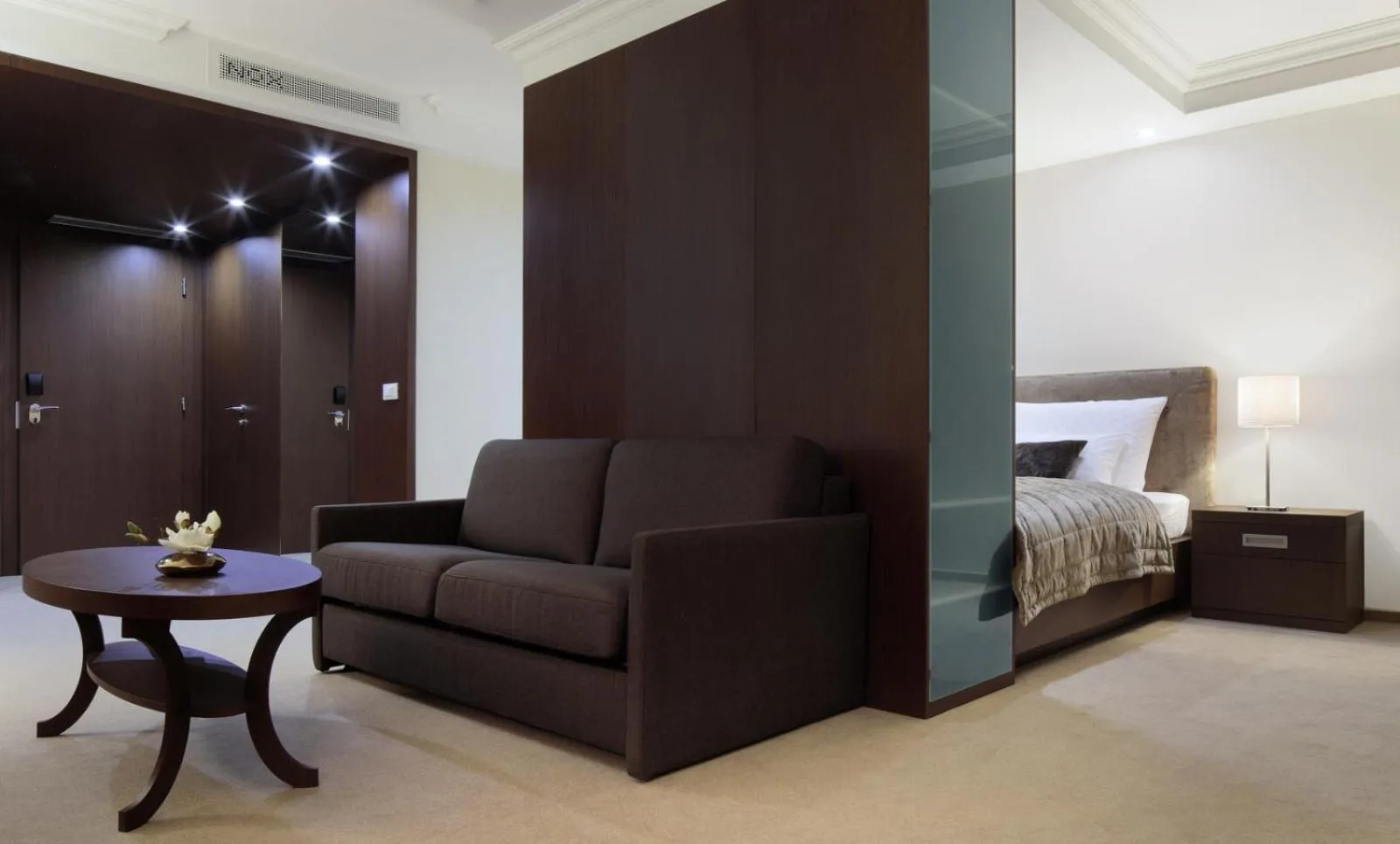 Seating area, Bed in Hotel Nox