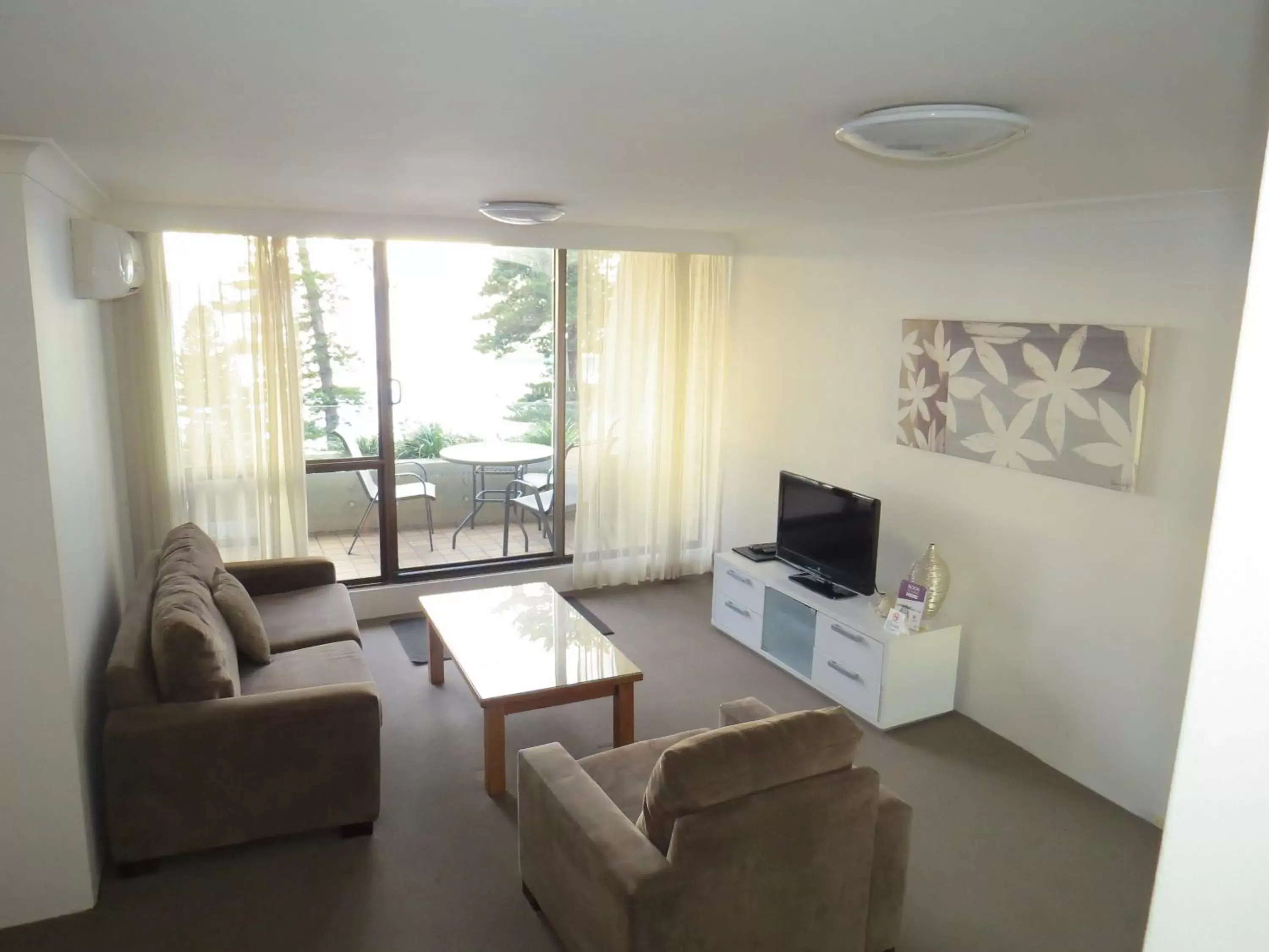 Day, Seating Area in Manly Paradise Motel & Apartments