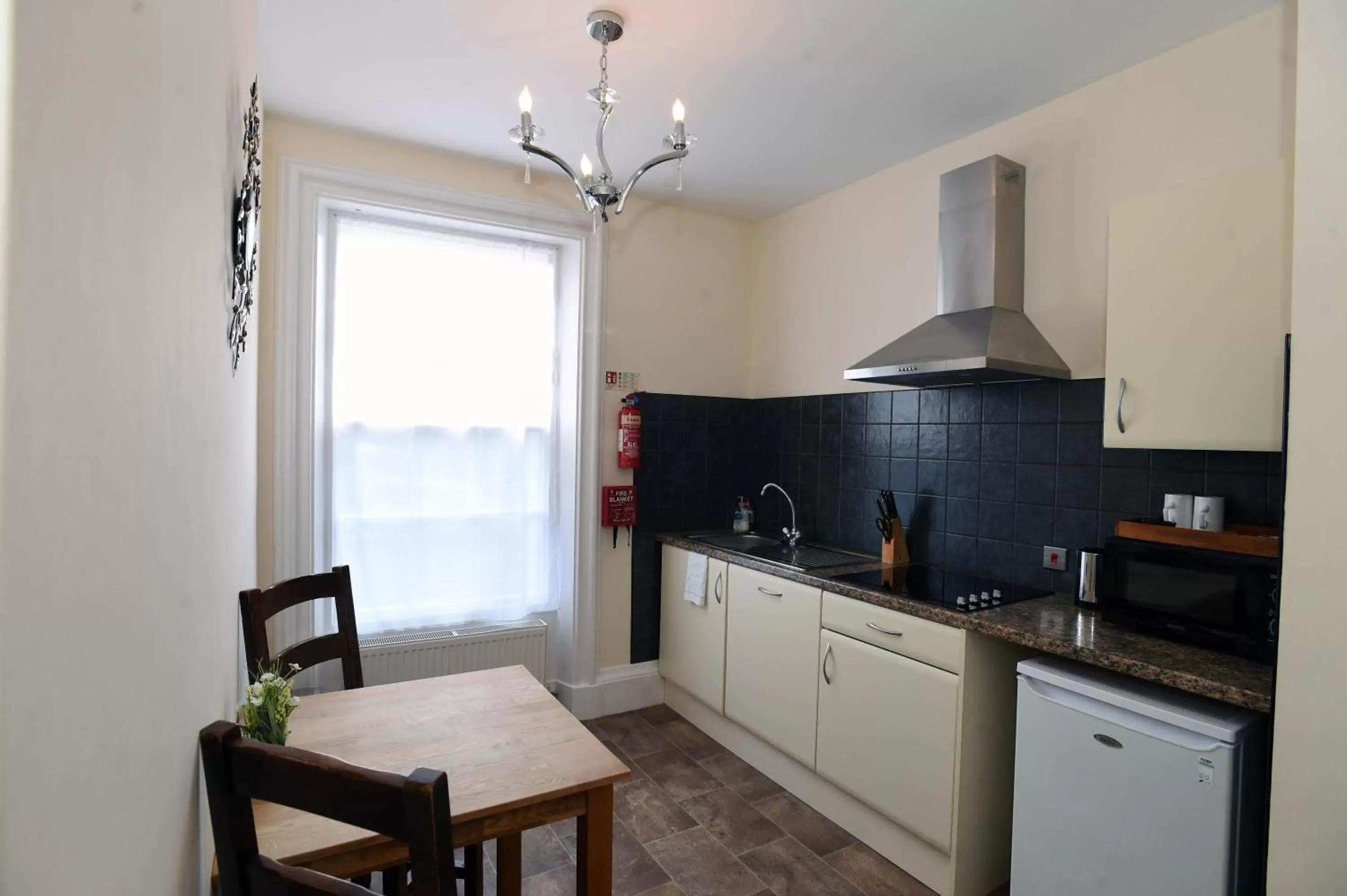 kitchen, Kitchen/Kitchenette in The Black Boy Inn