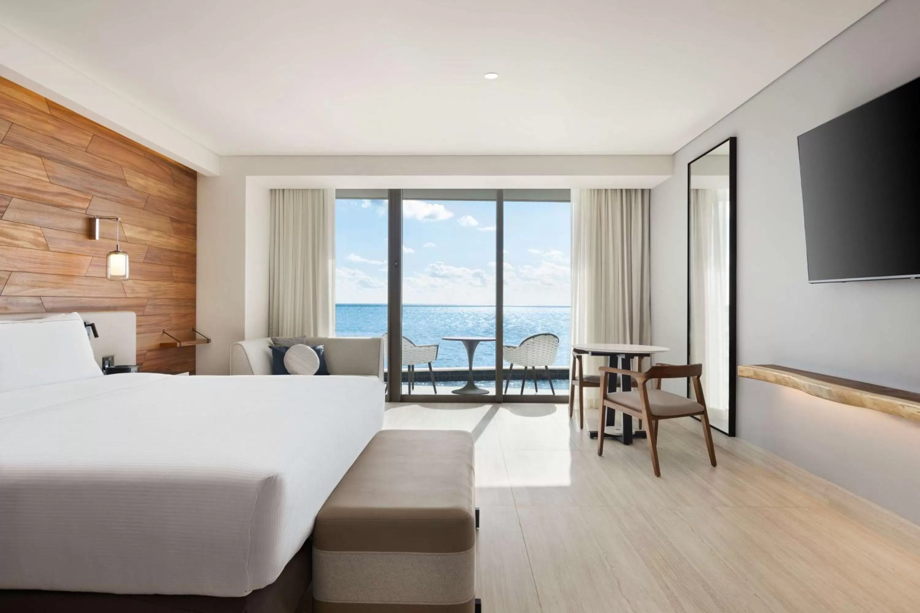 Bedroom, Bed in Hilton Cancun, an All-Inclusive Resort