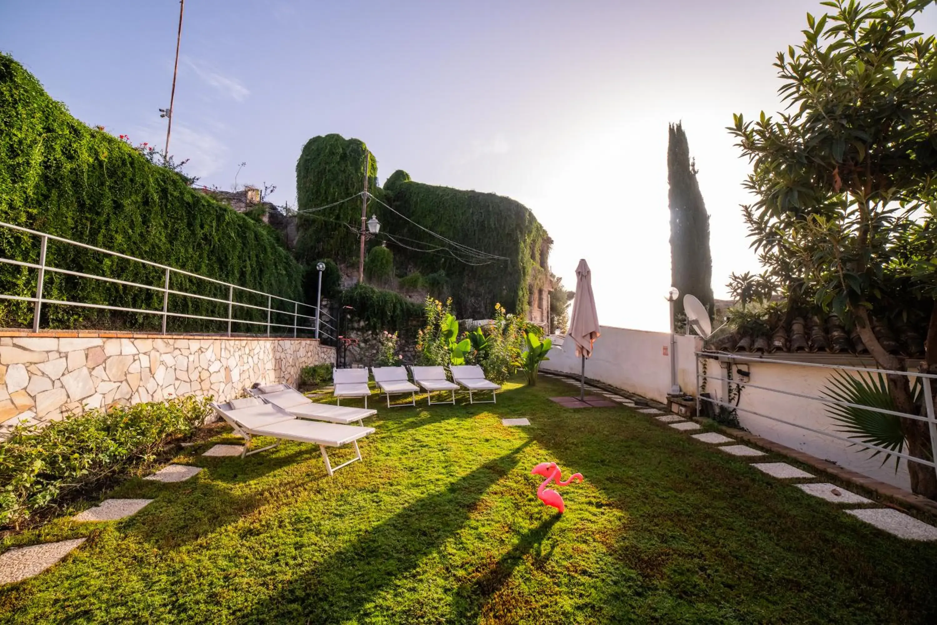 Solarium, Garden in Taormina Garden Hotel