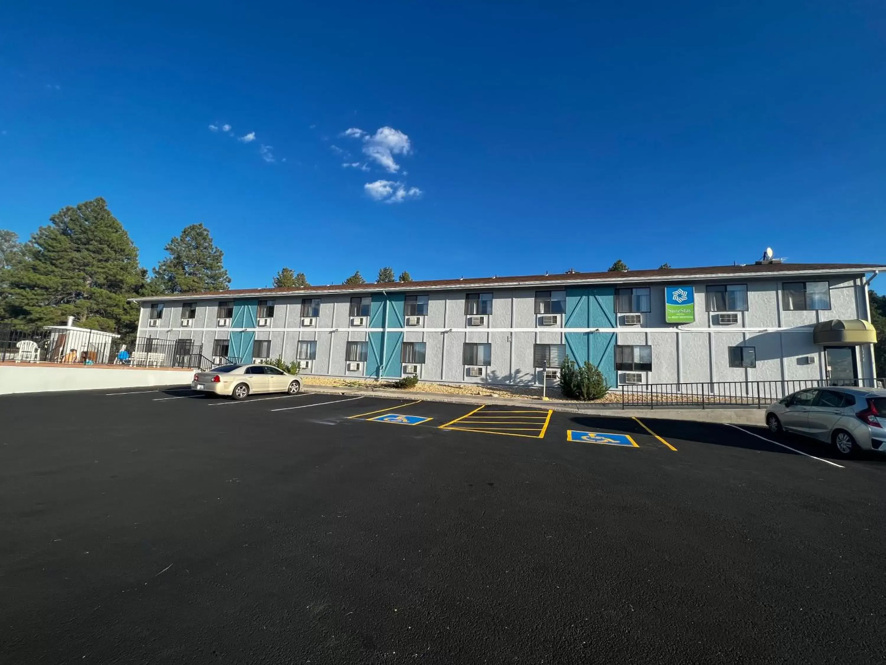 Property Building in SureStay Hotel by Best Western Williams - Grand Canyon