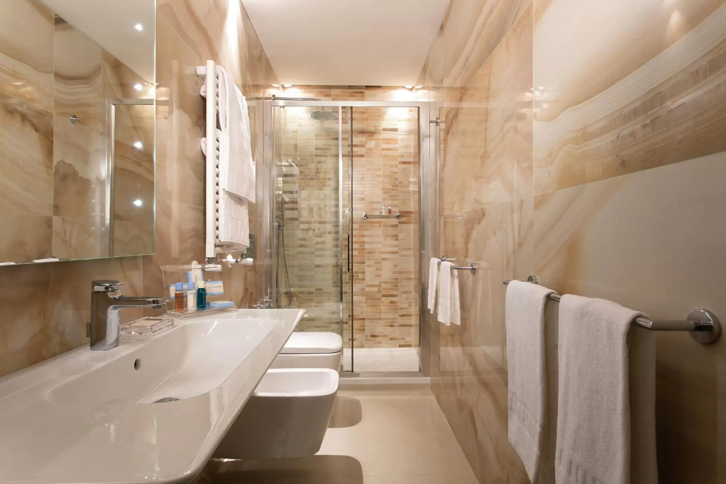 Bathroom in Stendhal Luxury Suites