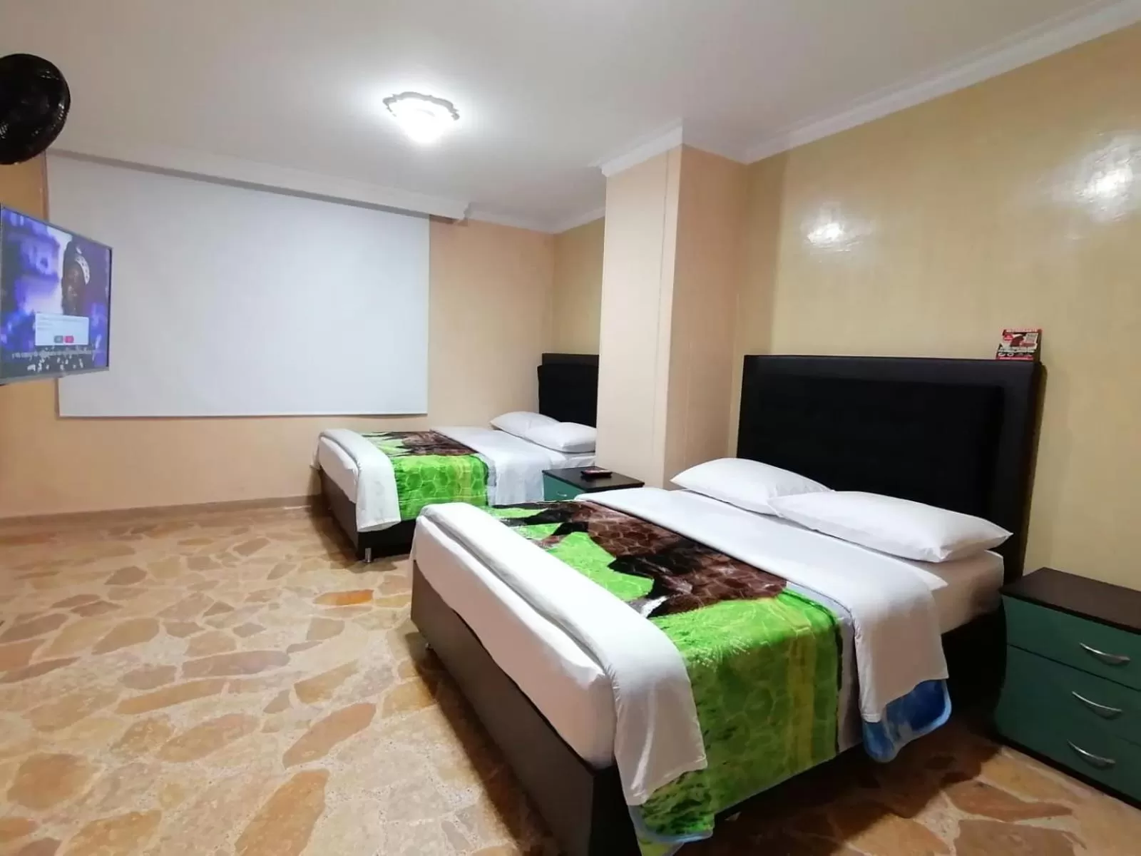 Bed in HOTEL GOLDEN SUITE