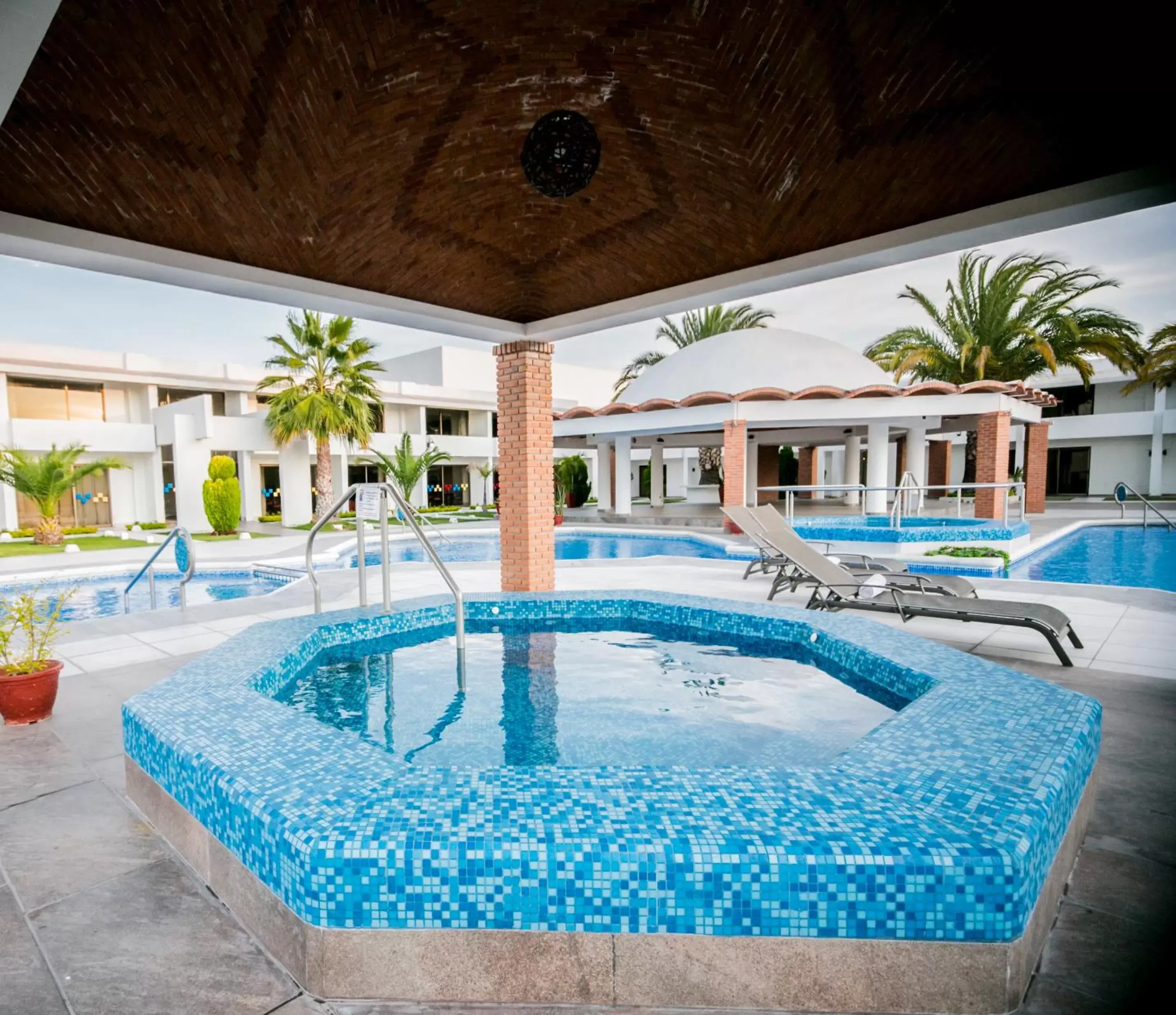 Swimming Pool in Hotel María Dolores San Luis Potosí