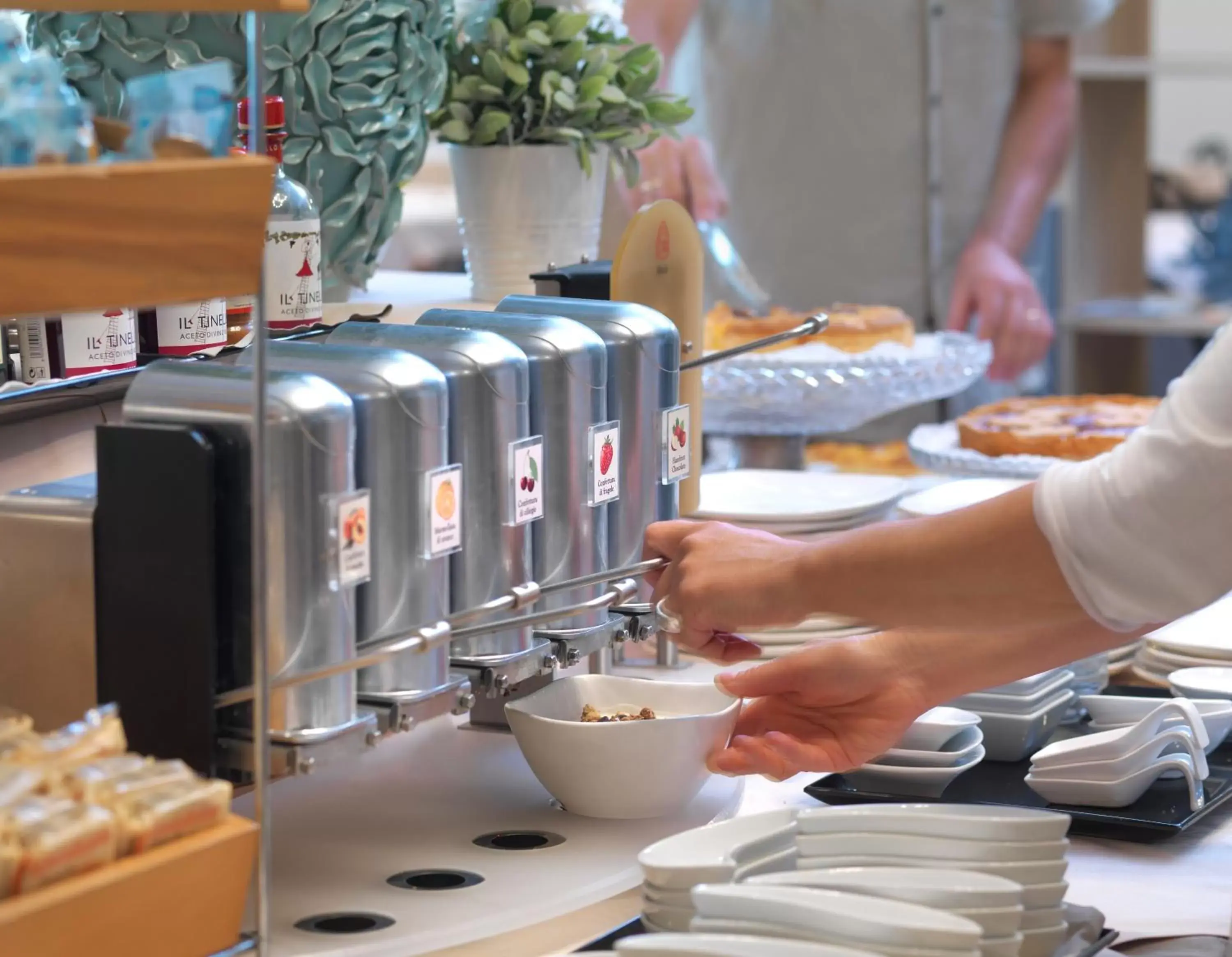 Buffet breakfast in Hotel Ristorante Alcide