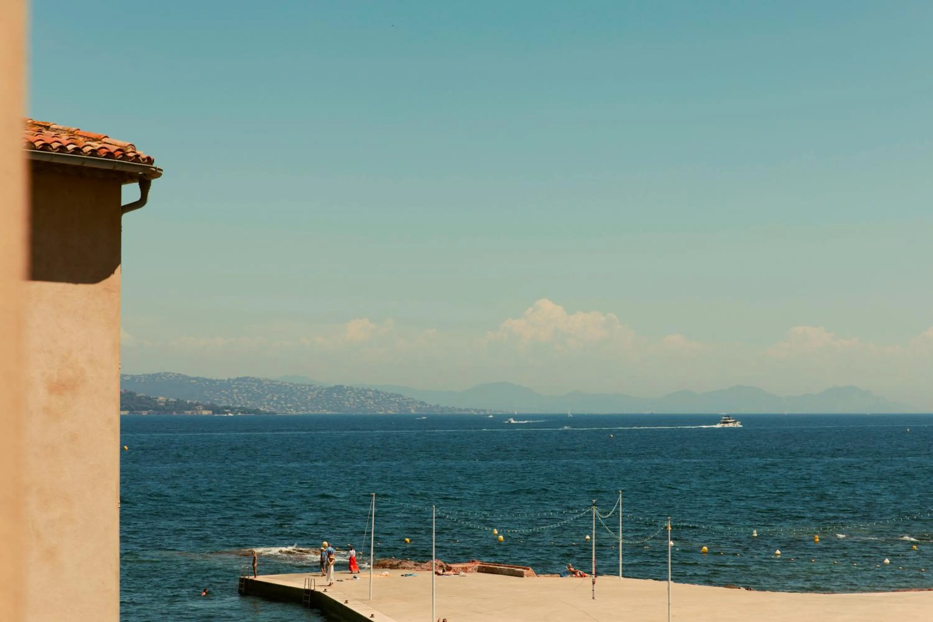Sea view in Hotel la Ponche