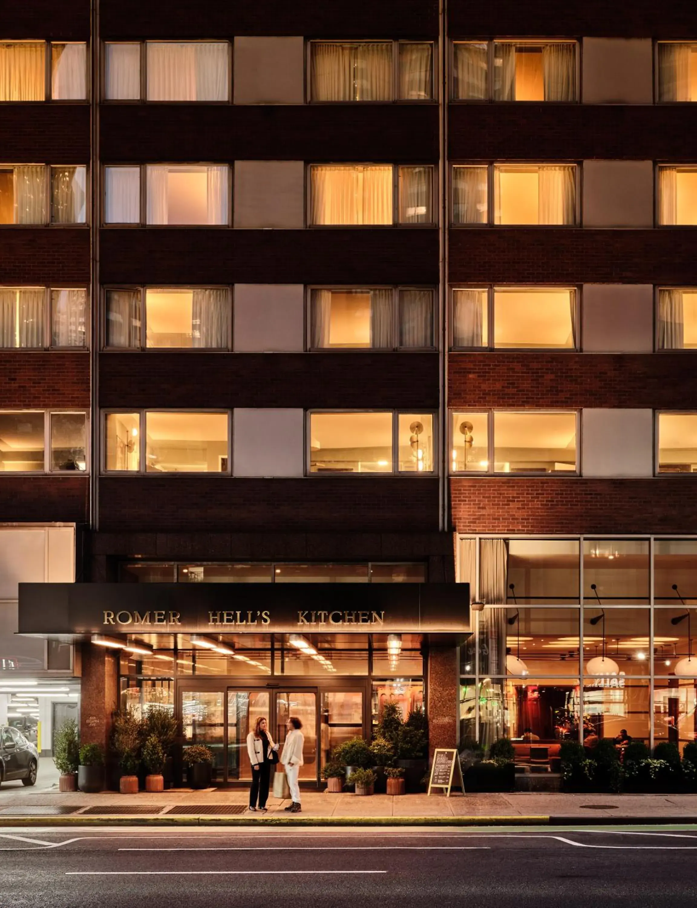 Property building in Romer Hell's Kitchen Property building in Romer Hell's Kitchen