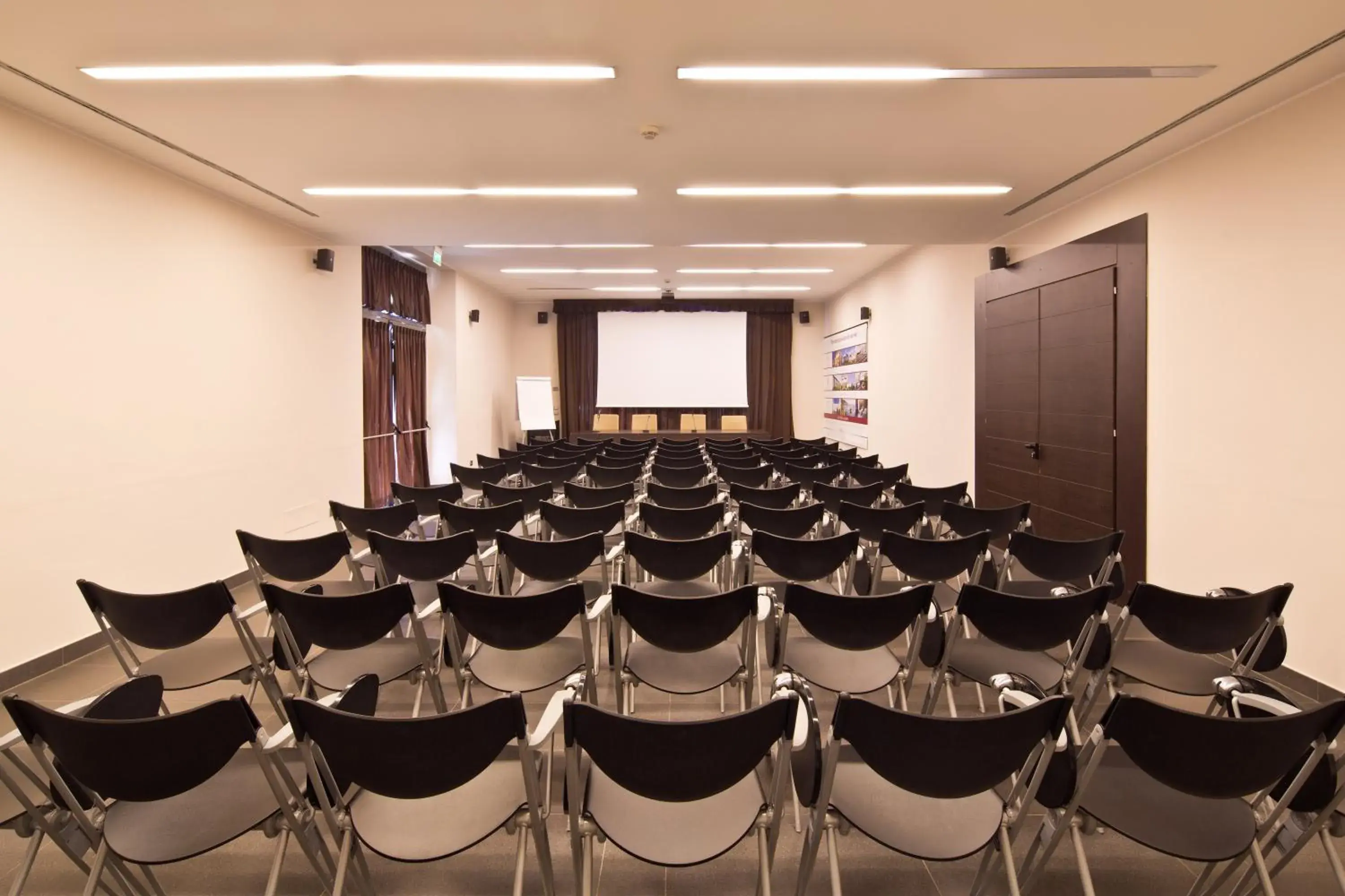 Meeting/conference room in Hotel Cenacolo