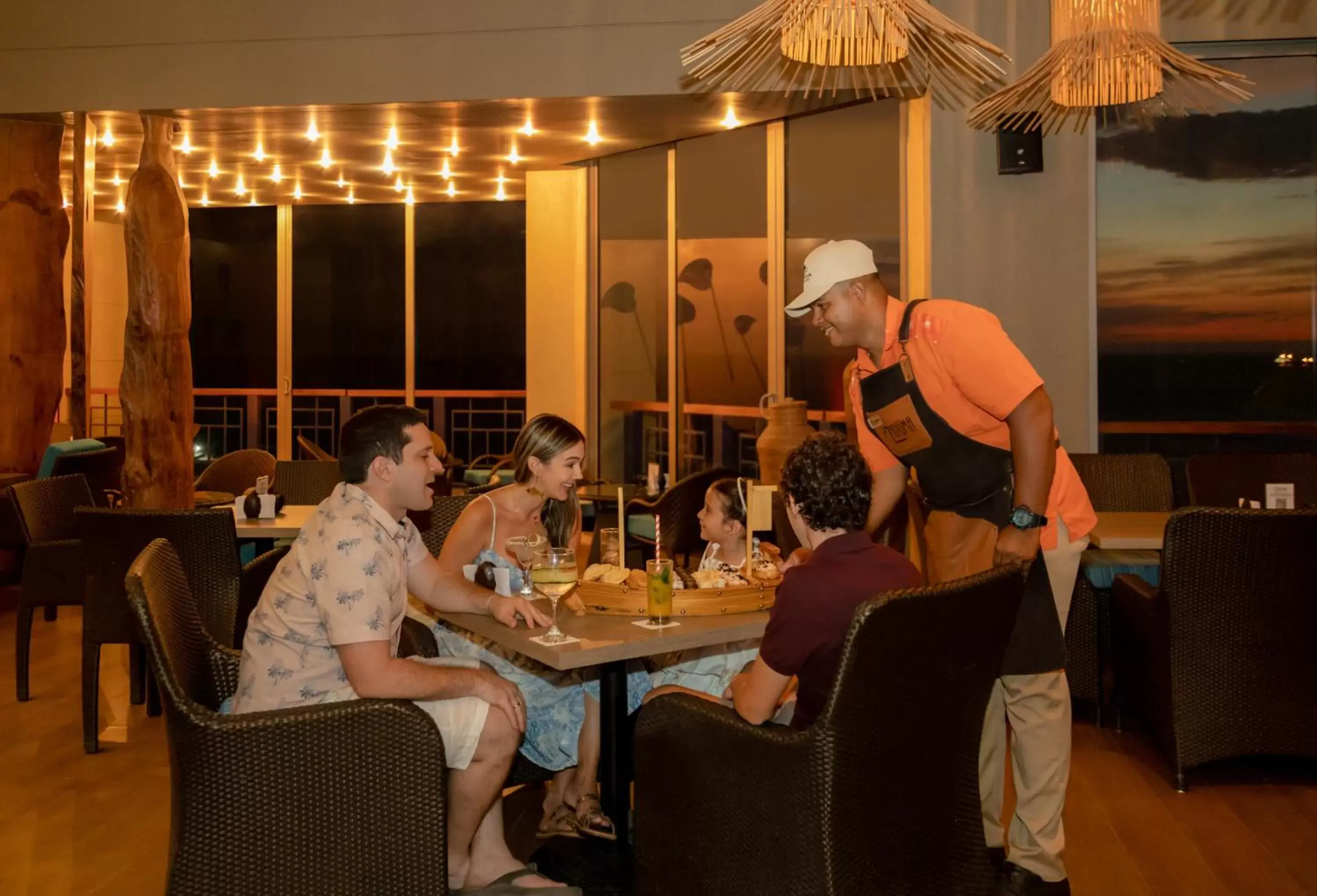 Restaurant/places to eat in Zuana Beach Resort