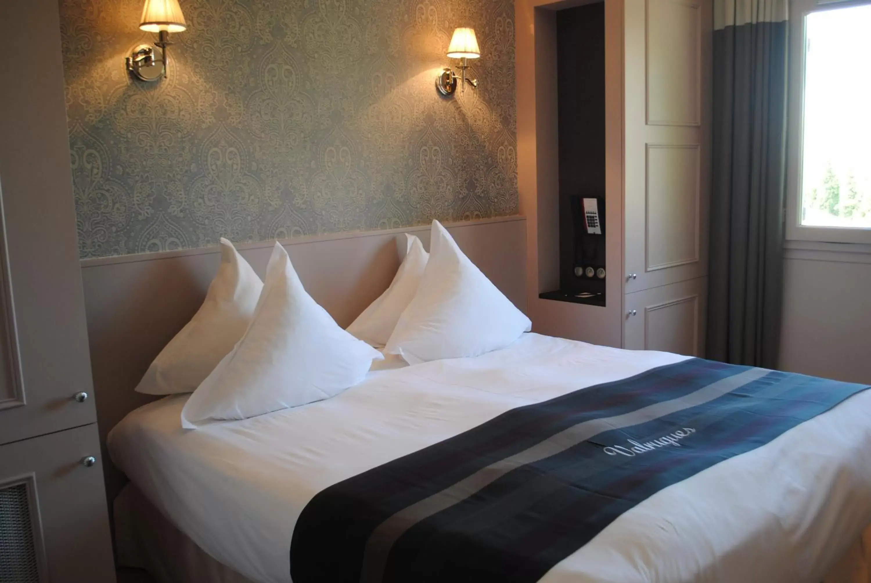 Comfort Double Room with Free Spa Access in Le Vallon de Valrugues & Spa