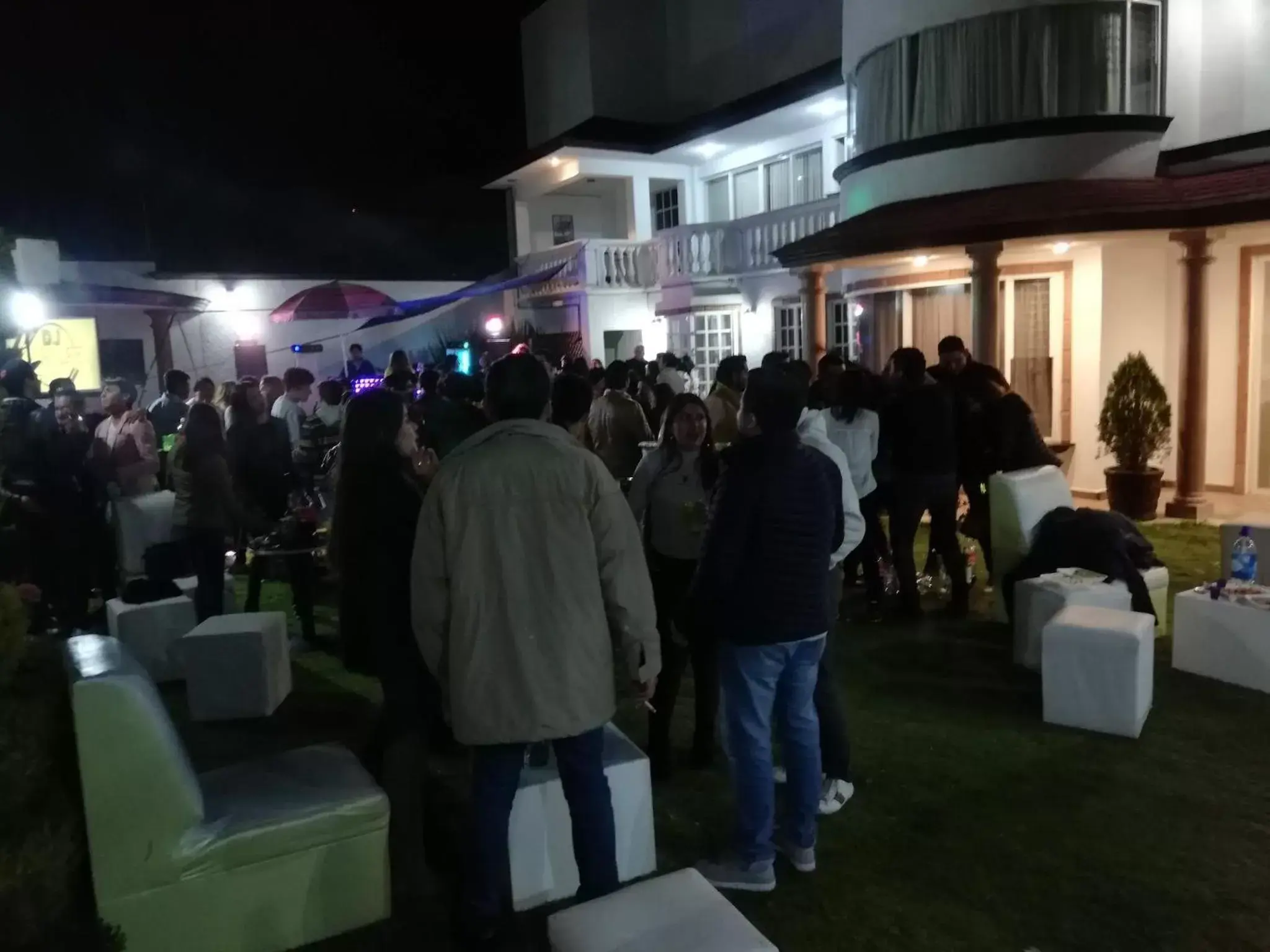 People, Banquet Facilities in La Aurora Hotel Like Home
