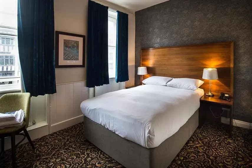 Double Room in George Hotel Wetherspoon Double Room in George Hotel Wetherspoon