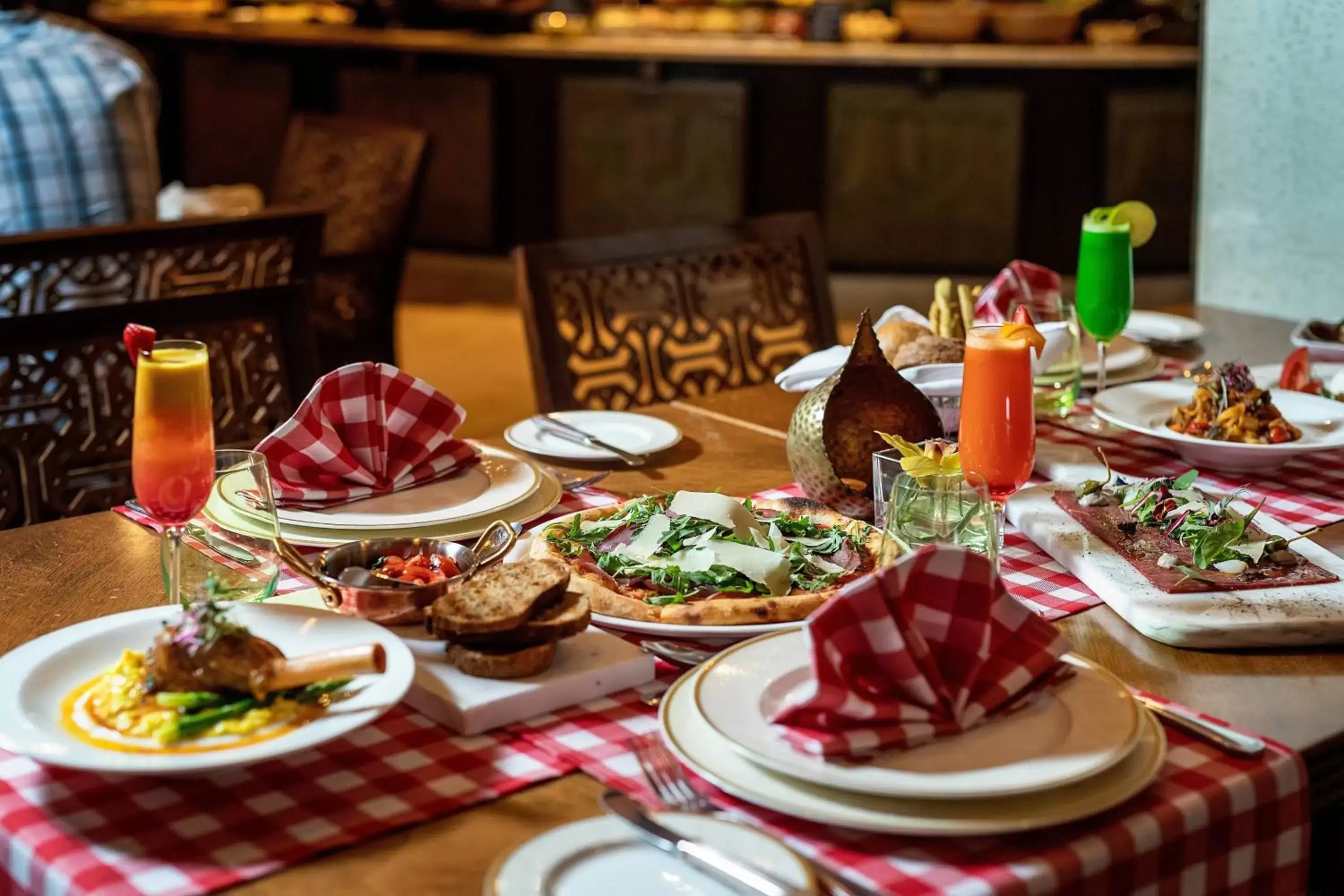 Restaurant/places to eat in Sharq Village & Spa, a Ritz-Carlton Hotel