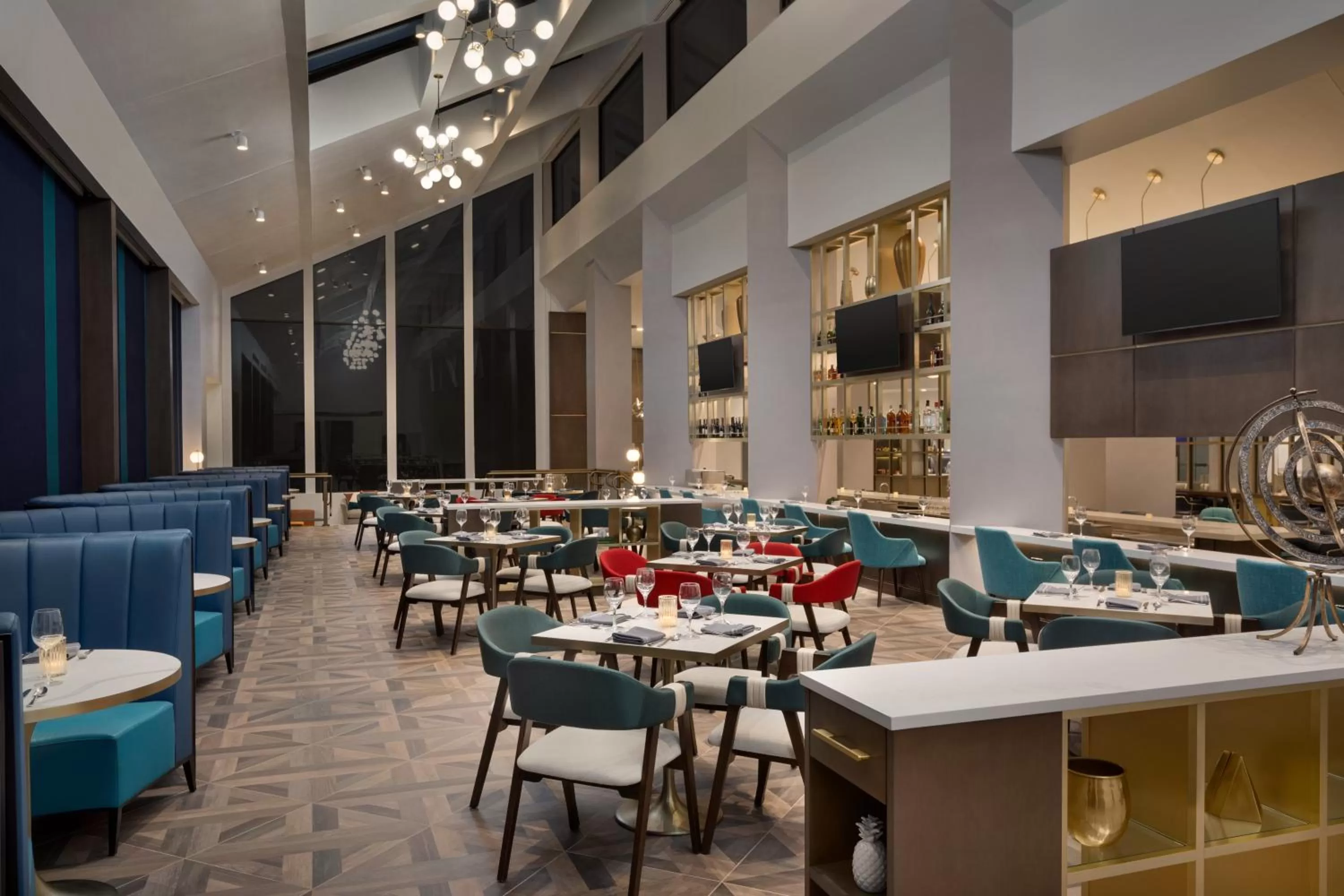 Restaurant/places to eat in Crowne Plaza College Park - Washington DC by IHG