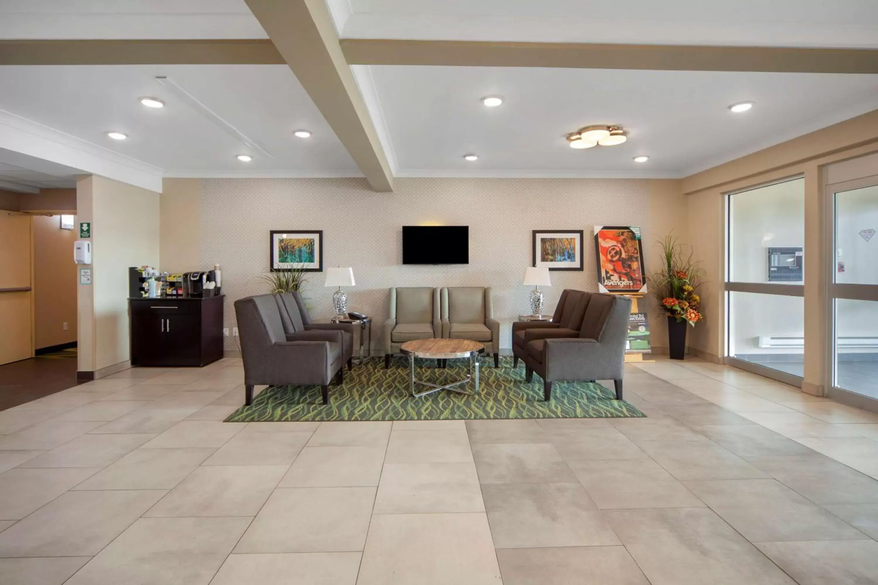 Lobby or reception in Best Western PLUS Fort Saskatchewan Inn & Suites Lobby or reception in Best Western PLUS Fort Saskatchewan Inn & Suites