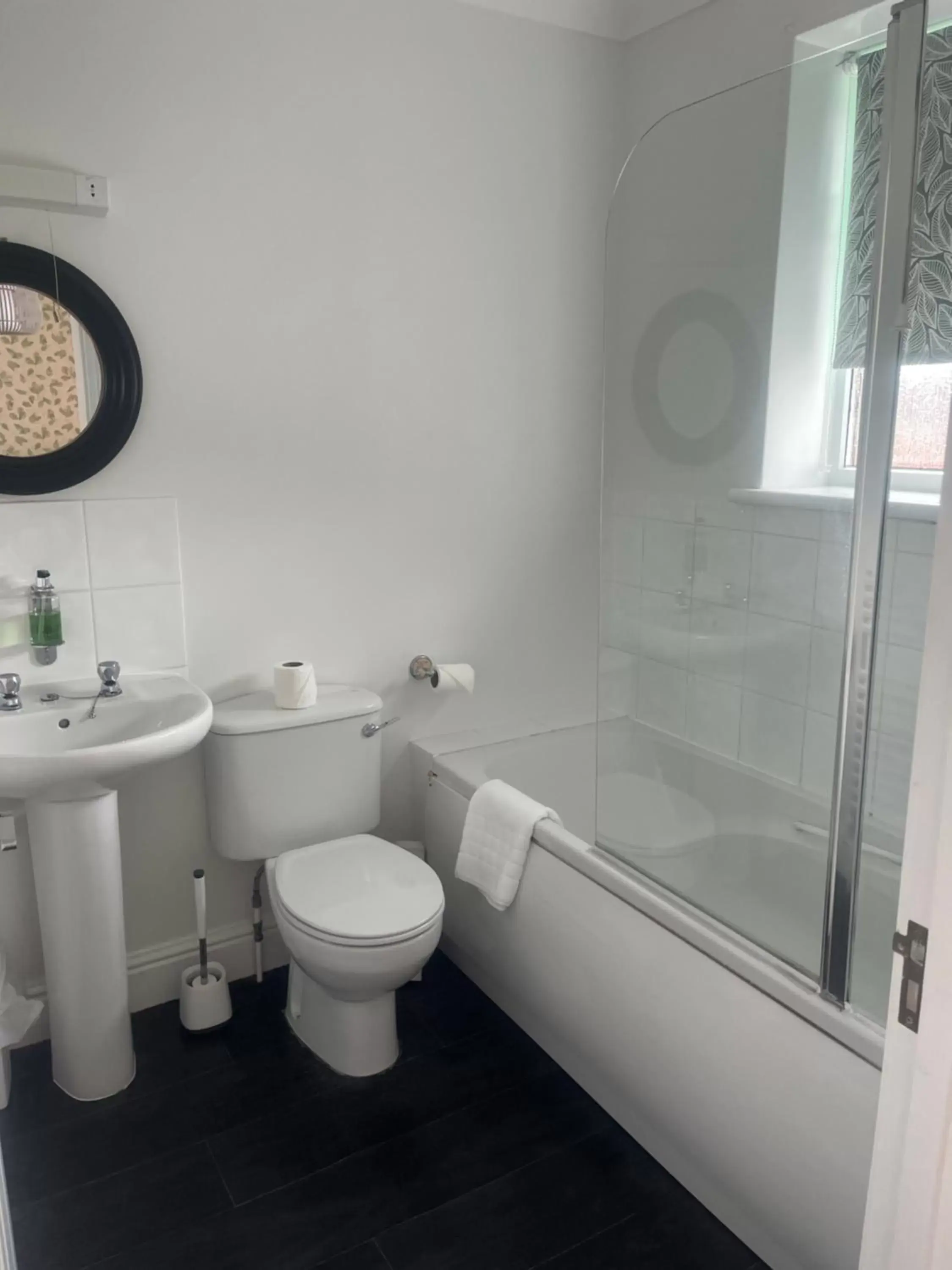 Bathroom in Penny Farthing Hotel & Cottages