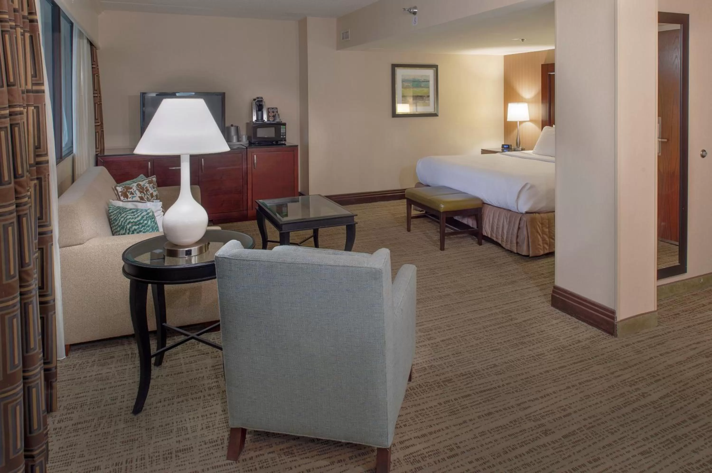 Photo of the whole room, Bed in Crowne Plaza Hotel St. Louis Airport by IHG