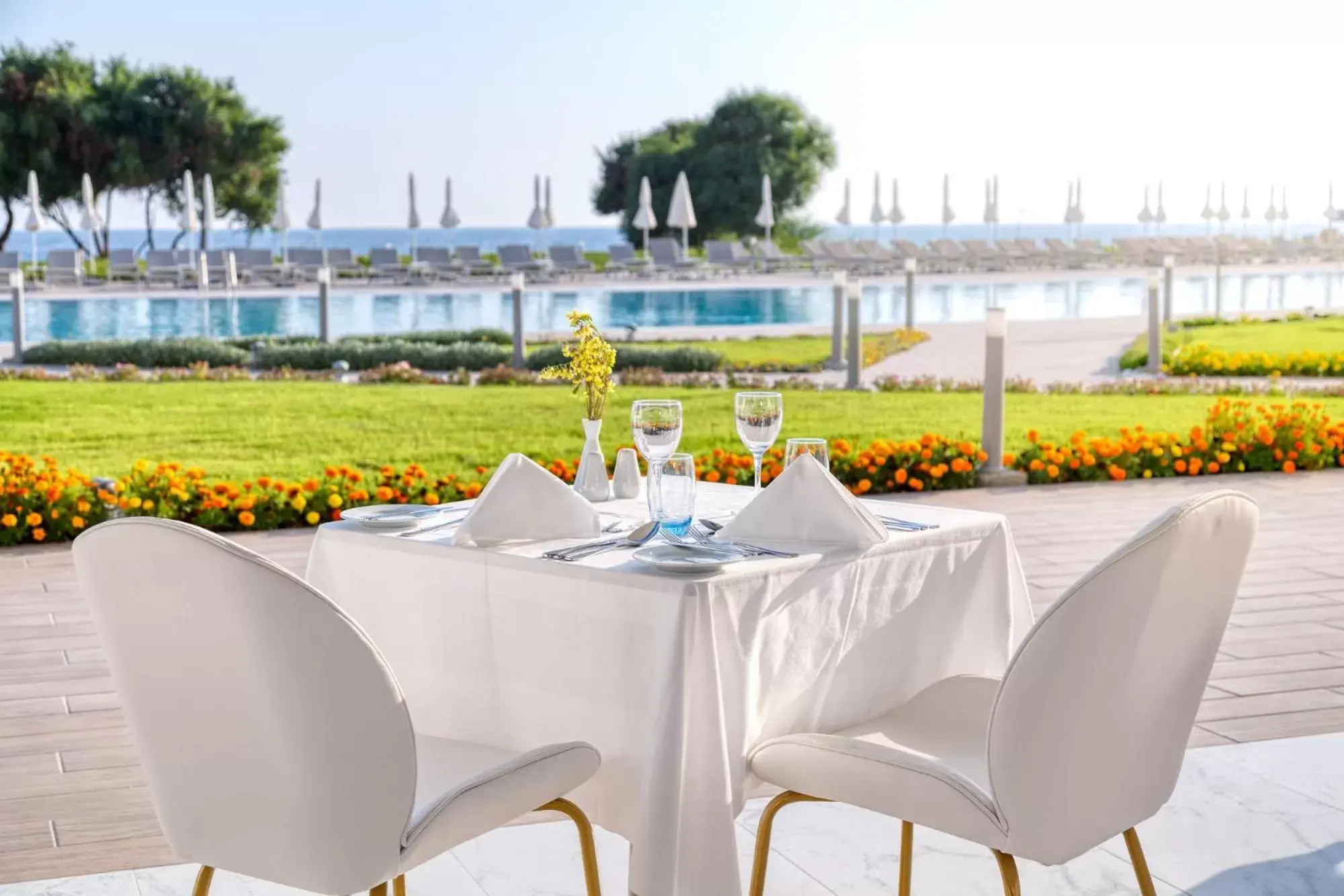 Restaurant/Places to Eat in The Ivi Mare - Designed for Adults by Louis Hotels