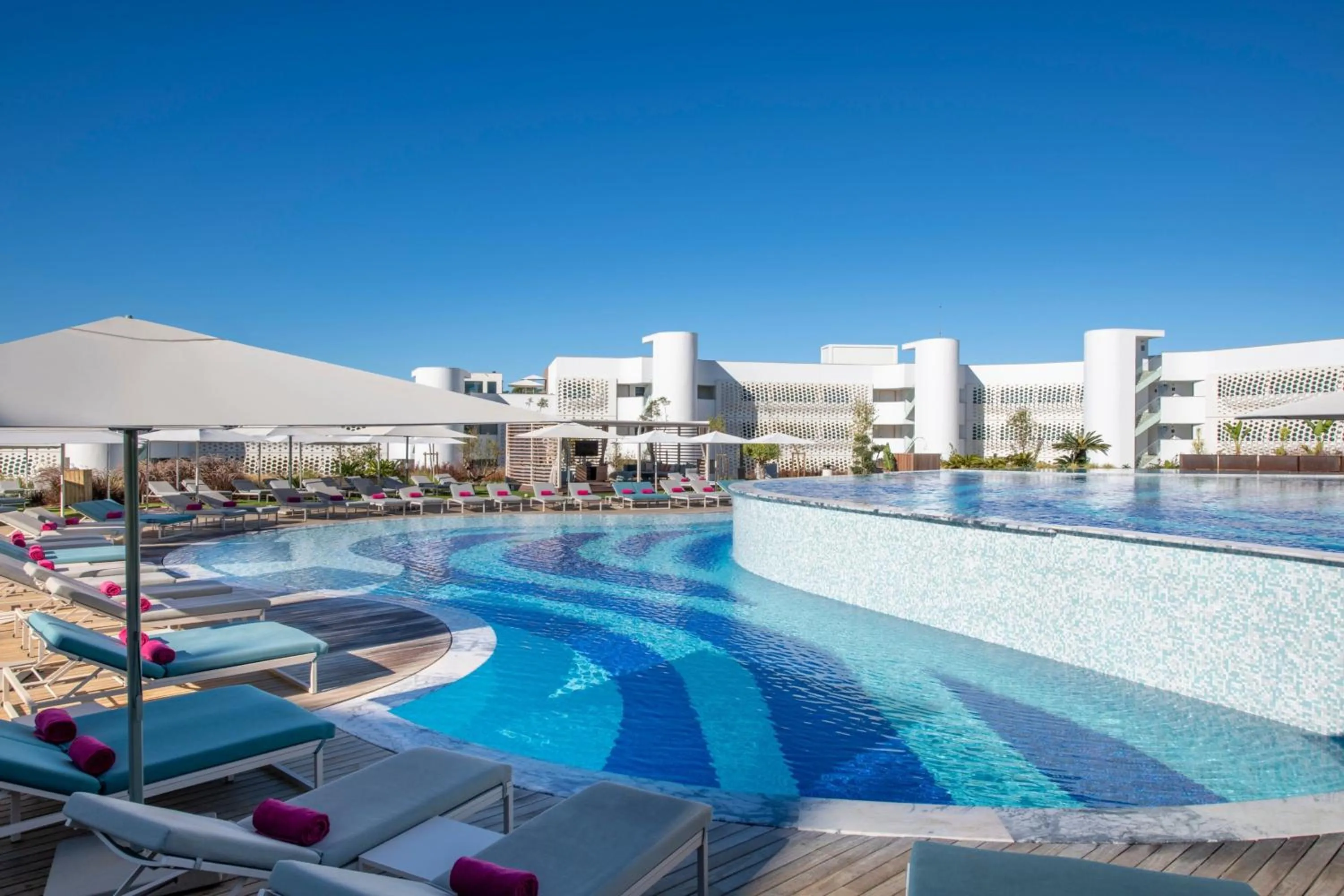 Swimming pool in W Residences Algarve