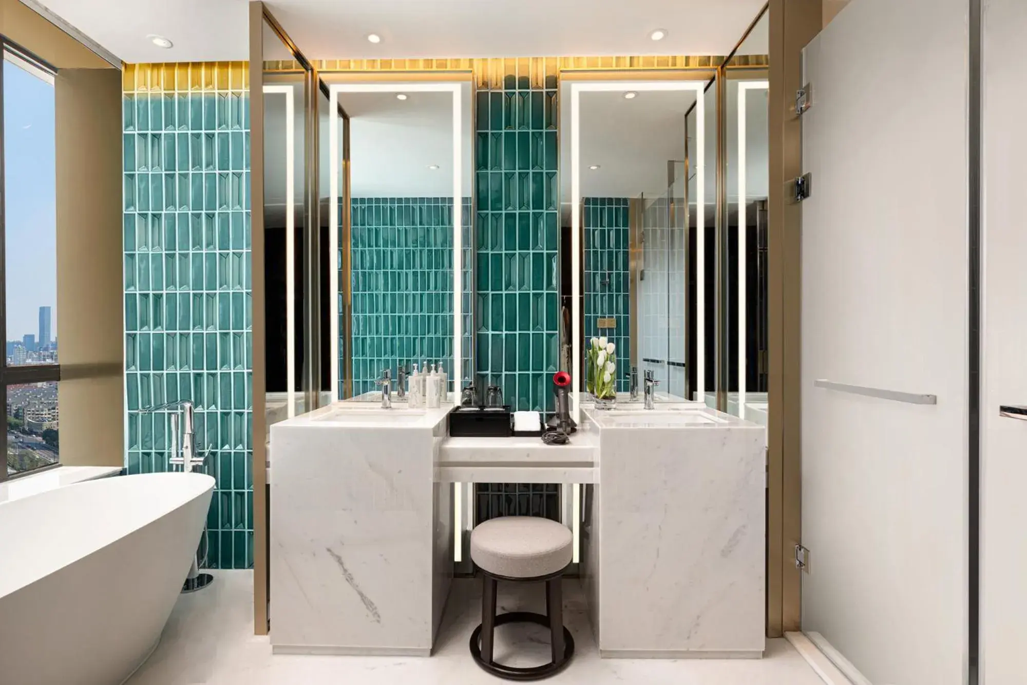 Bathroom in HUALUXE Shanghai Changfeng Park, an IHG Hotel