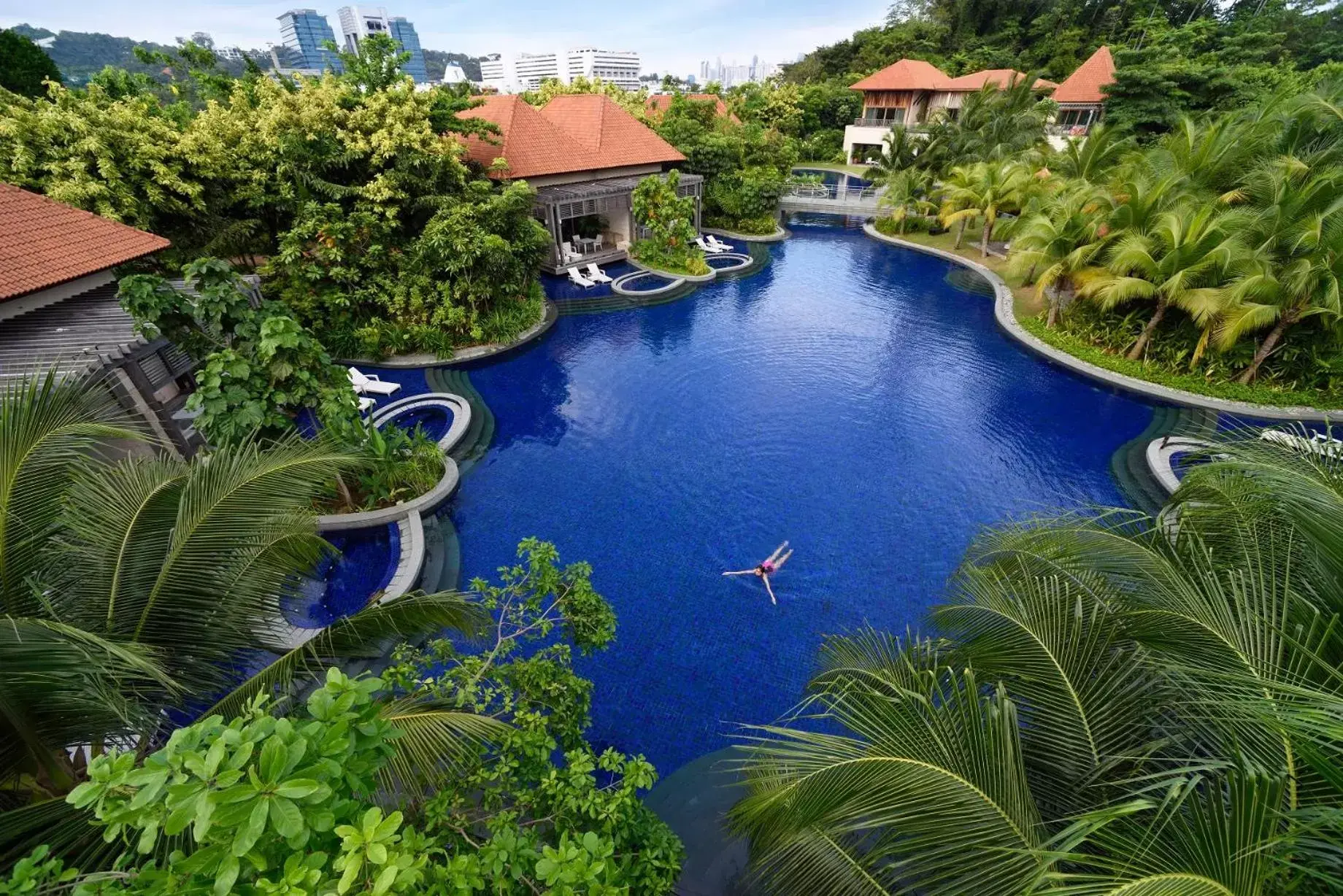 Bird's eye view, Bird's-eye View in Resorts World Sentosa - Equarius Villas