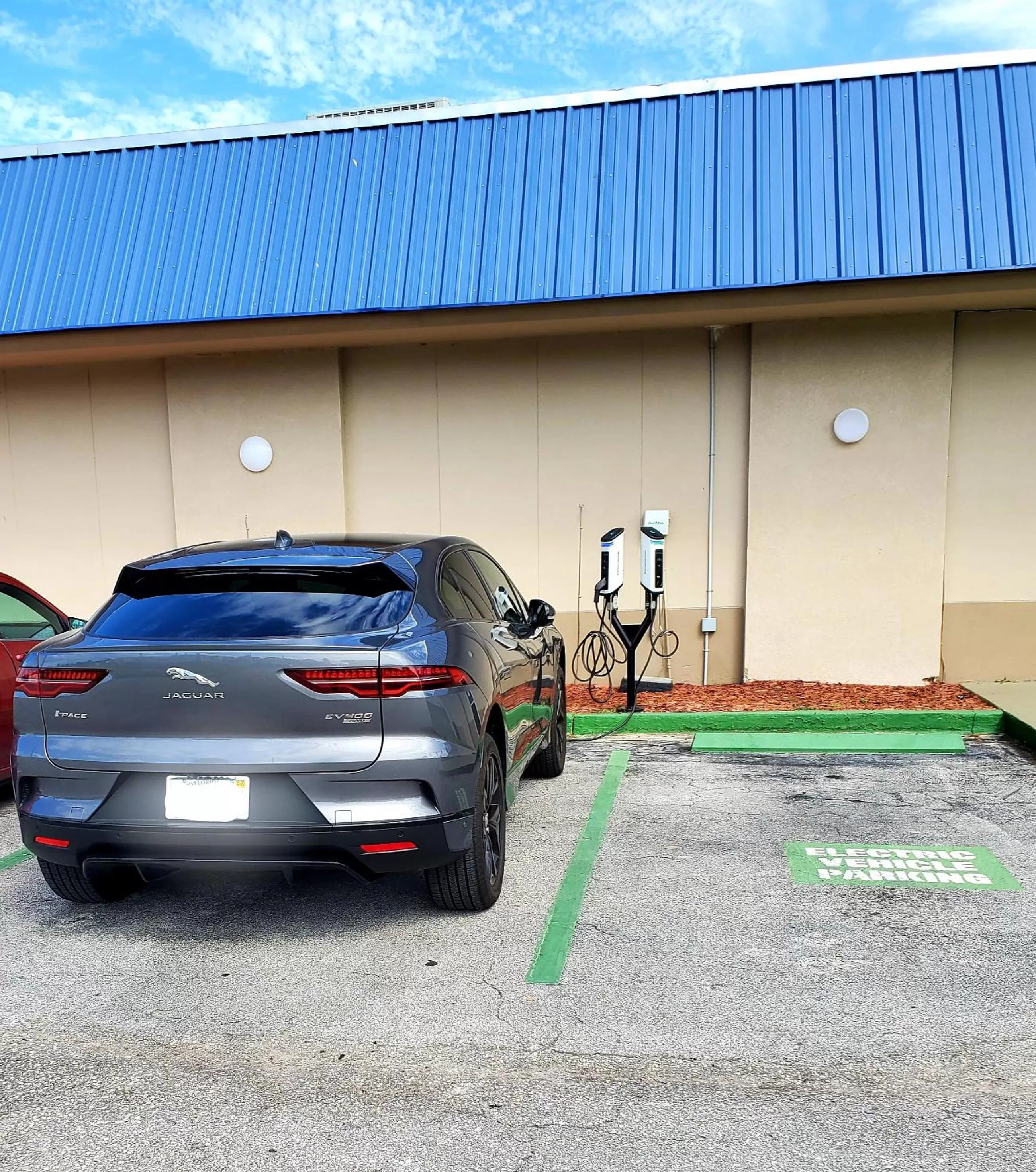 Parking in Days Inn by Wyndham Titusville Kennedy Space Center