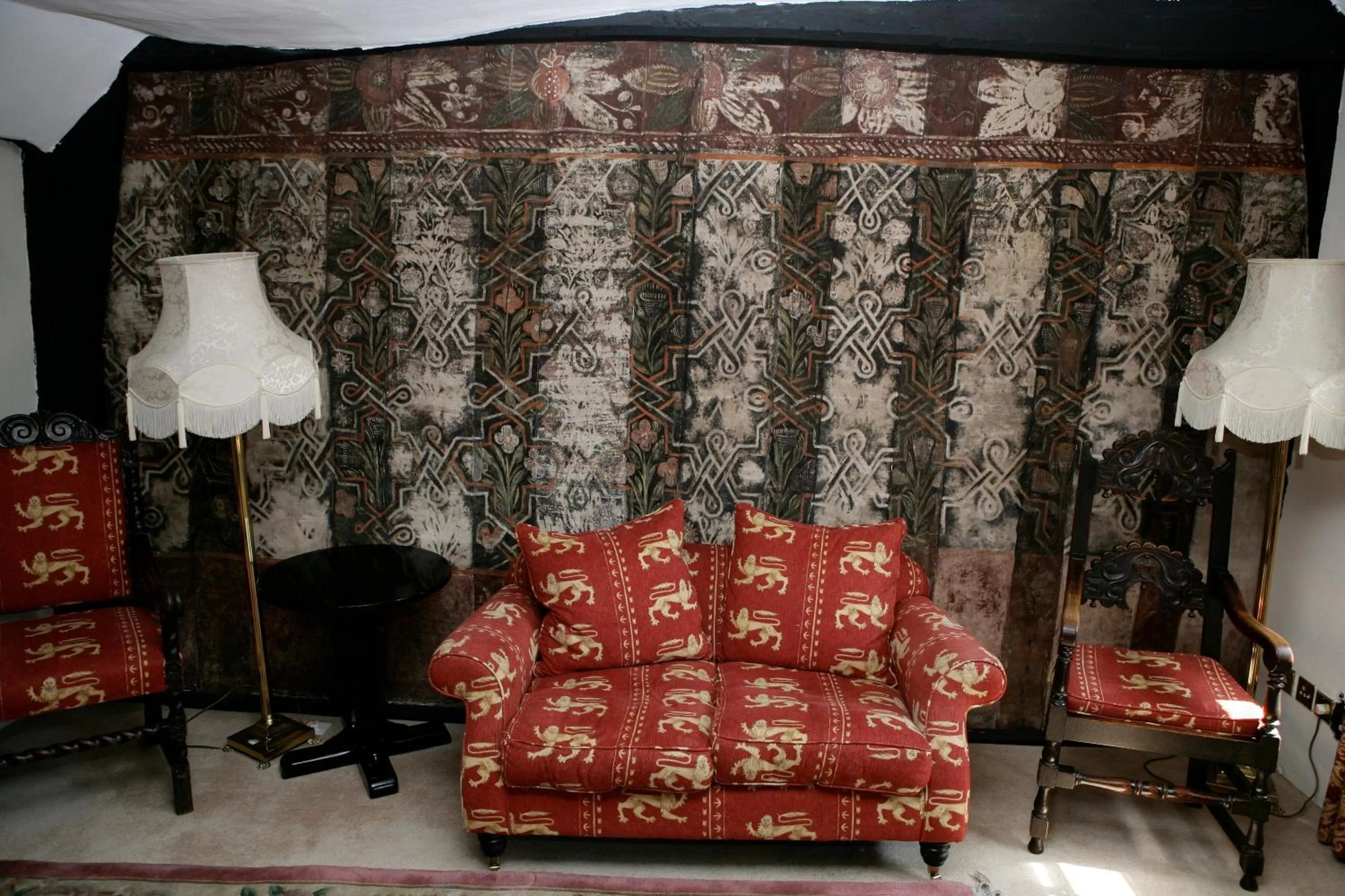 Seating area in The Saracens Head Hotel