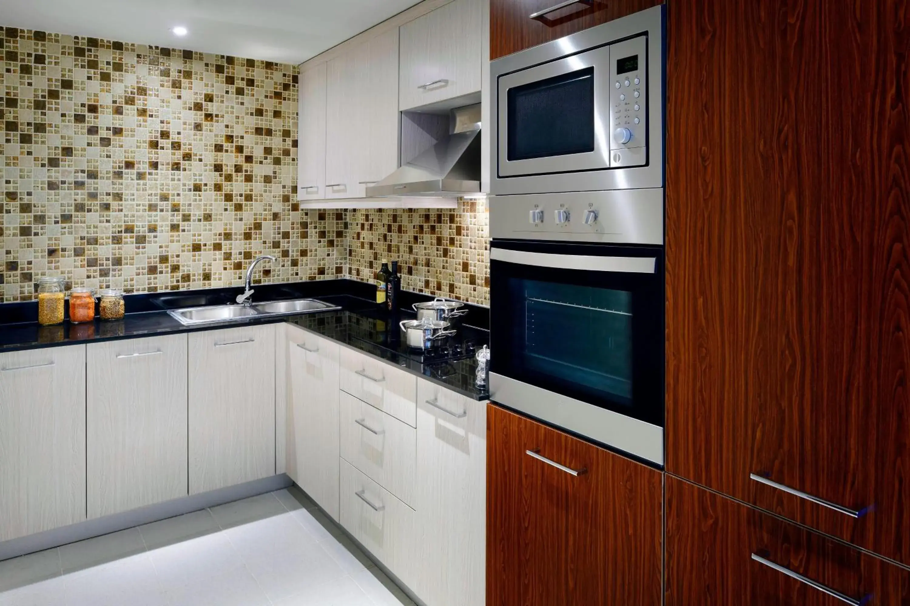 Kitchen or kitchenette, Kitchen/Kitchenette in Marriott Executive Apartments Addis Ababa