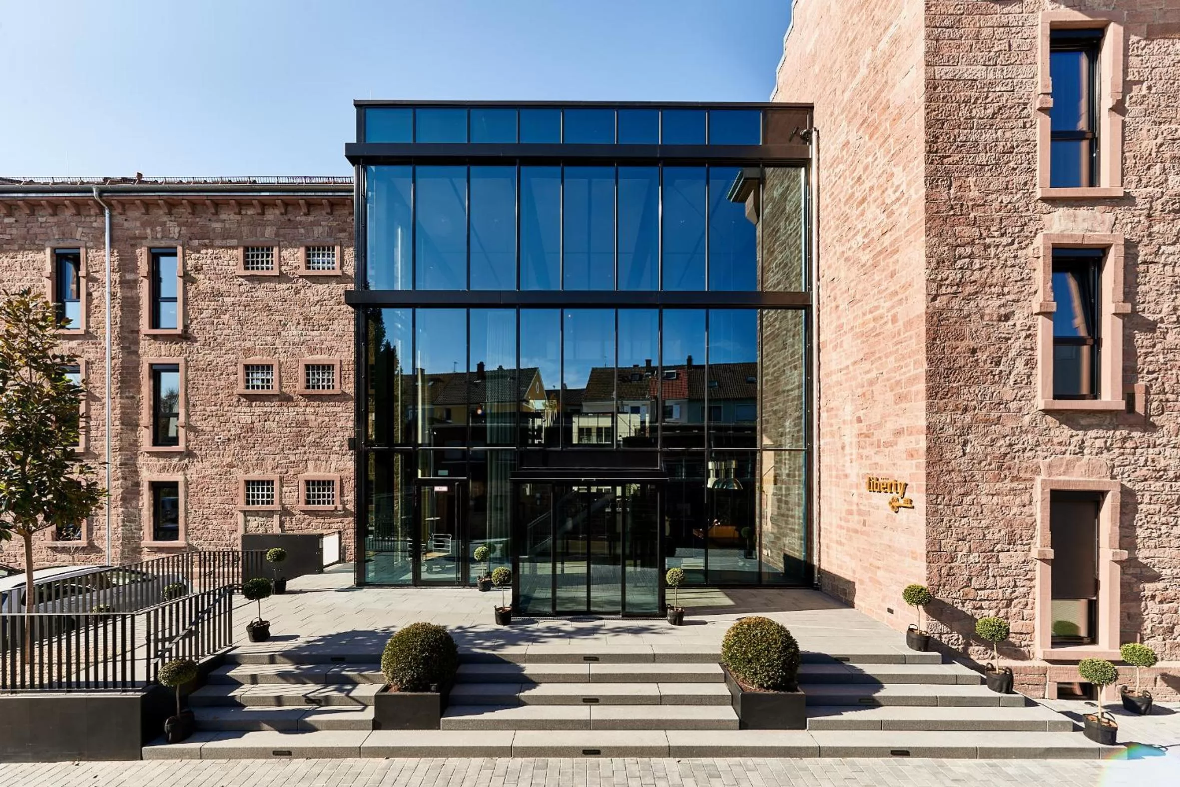 Facade/entrance in Hotel Liberty Offenburg