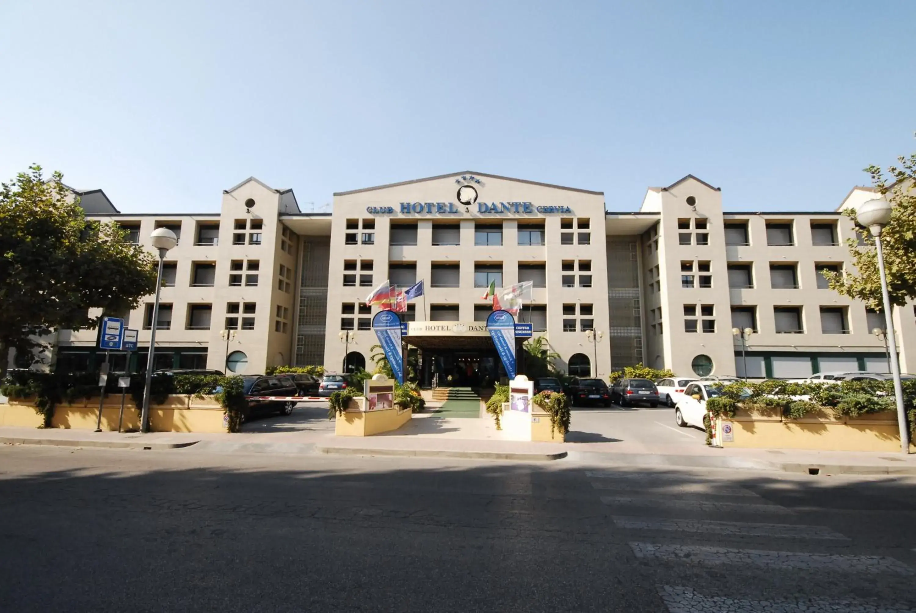 Facade/entrance in Hotel Dante Family Spa Resort Facade/entrance in Hotel Dante Family Spa Resort