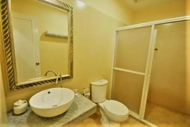 Bathroom in Panglao Regents Park Resort