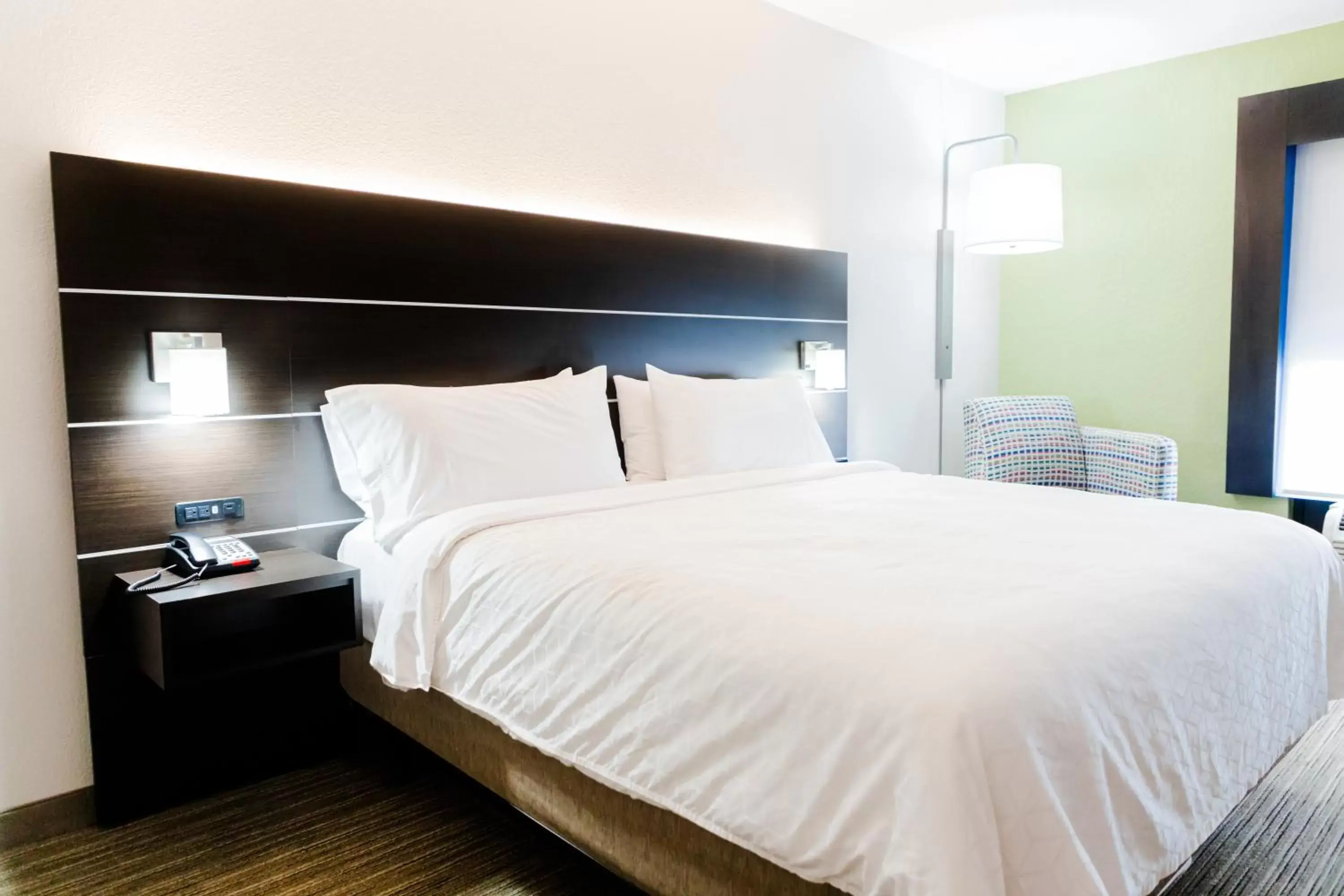 Bedroom, Bed in Holiday Inn Express Hotel & Suites Greenville, an IHG Hotel