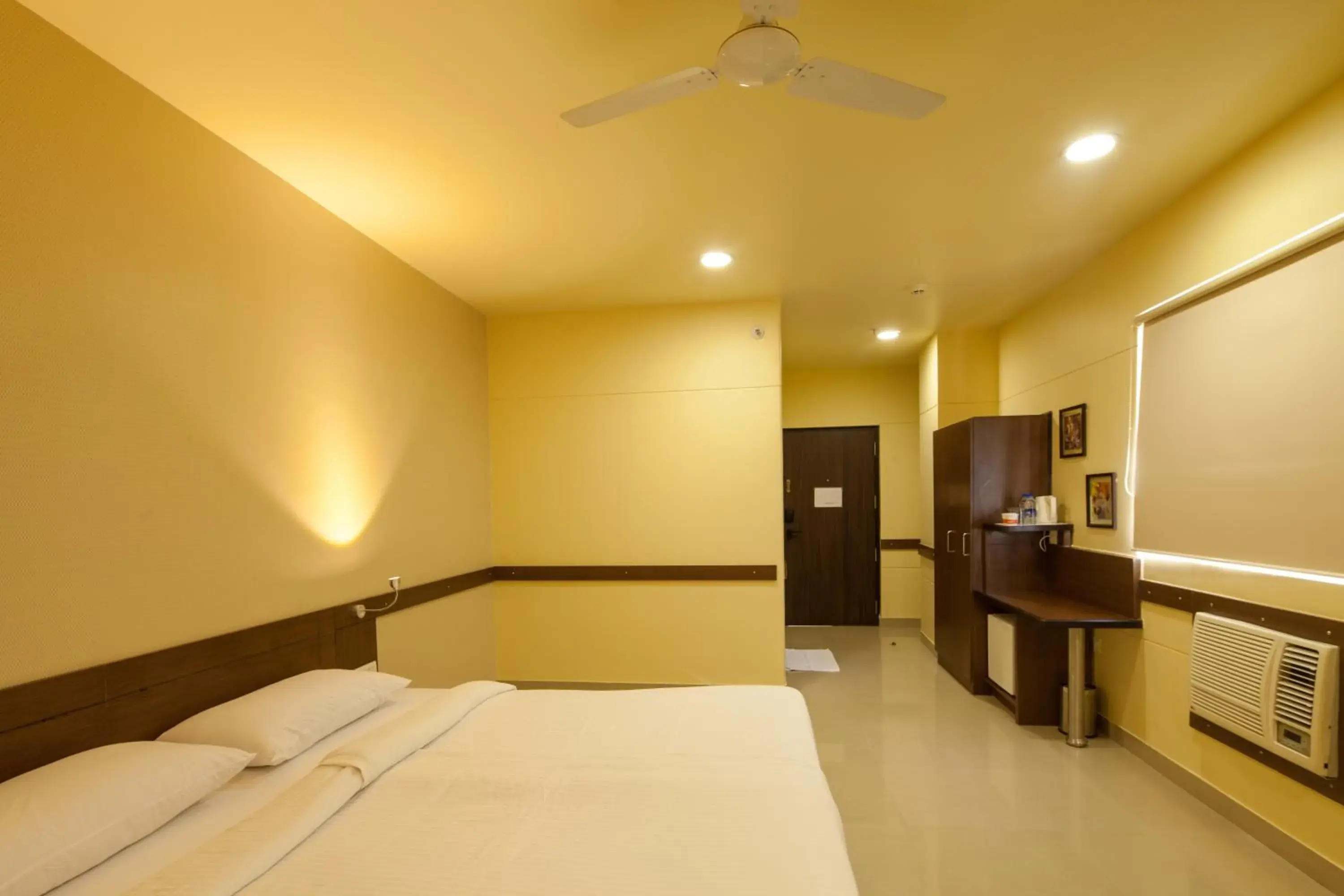 Bed in Ginger Mumbai Andheri (MIDC)