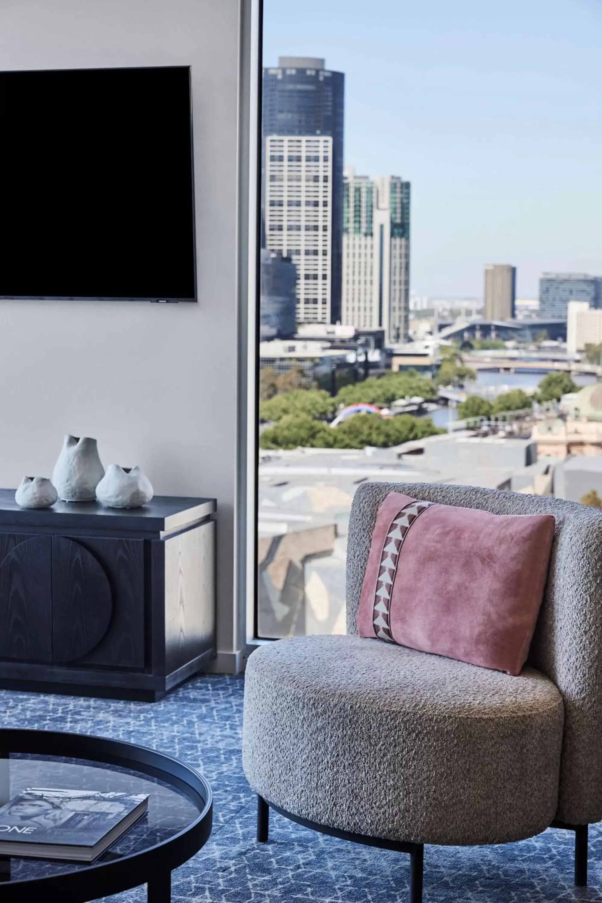 TV and multimedia, Seating Area in Adina Apartment Hotel Melbourne Flinders Street