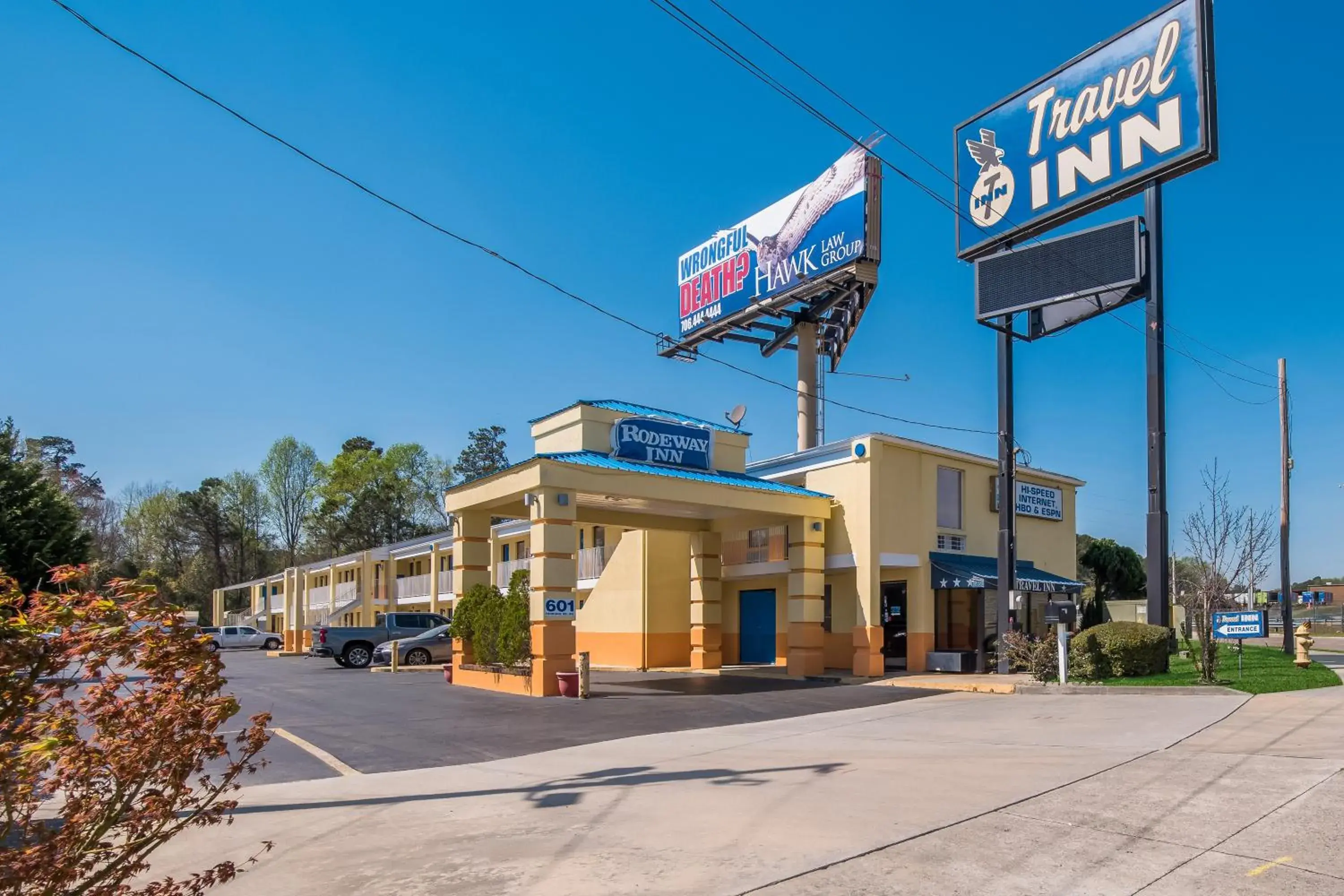 Property Building in Rodeway Inn Augusta West