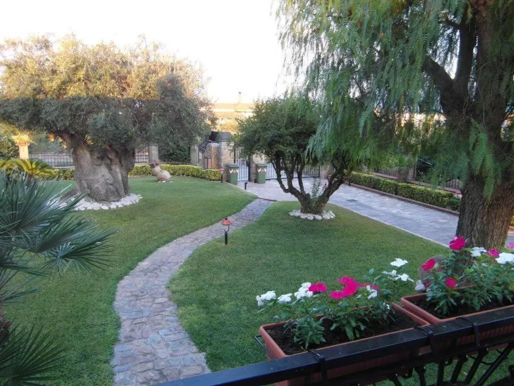 Garden in B&B Villa Lura Pompei