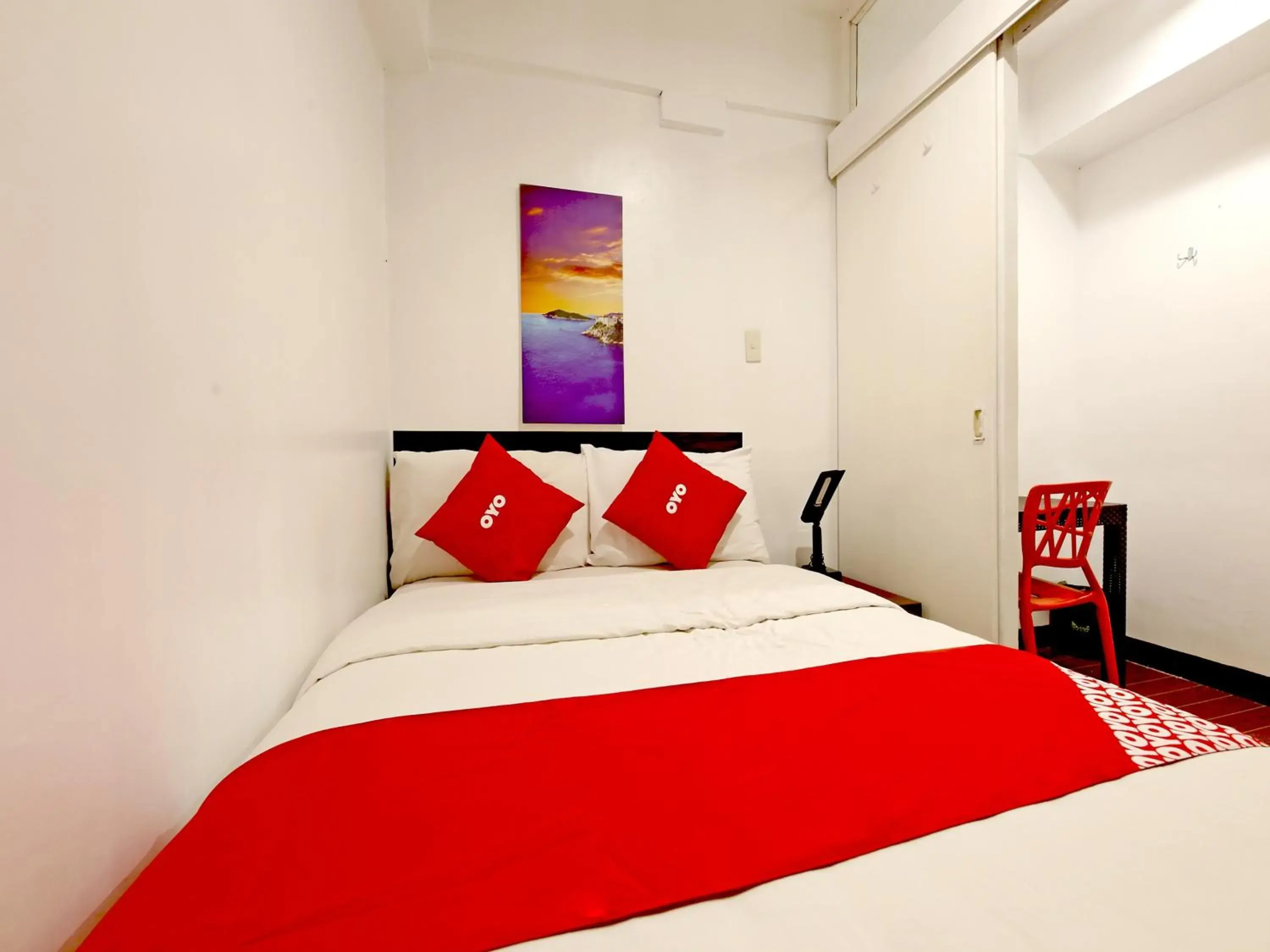 Bedroom, Bed in OYO 858 City Stay Inns Bgc Nuevo