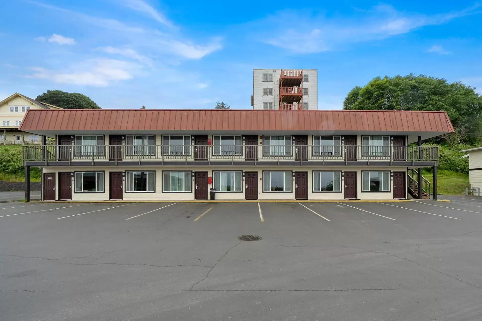 Property Building in Astoria Rivershore Motel