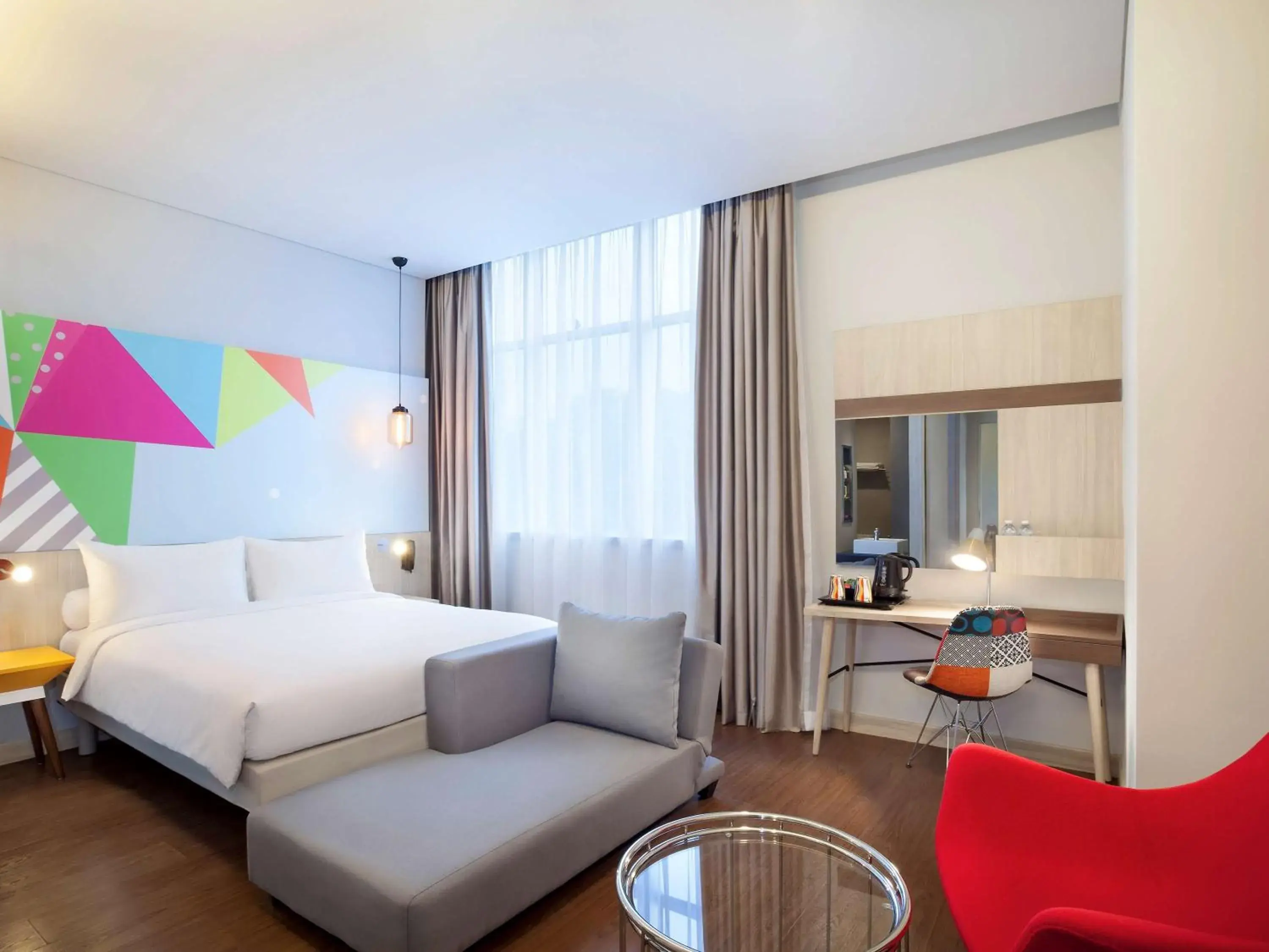 Photo of the whole room, Seating Area in Ibis Styles Jakarta Sunter