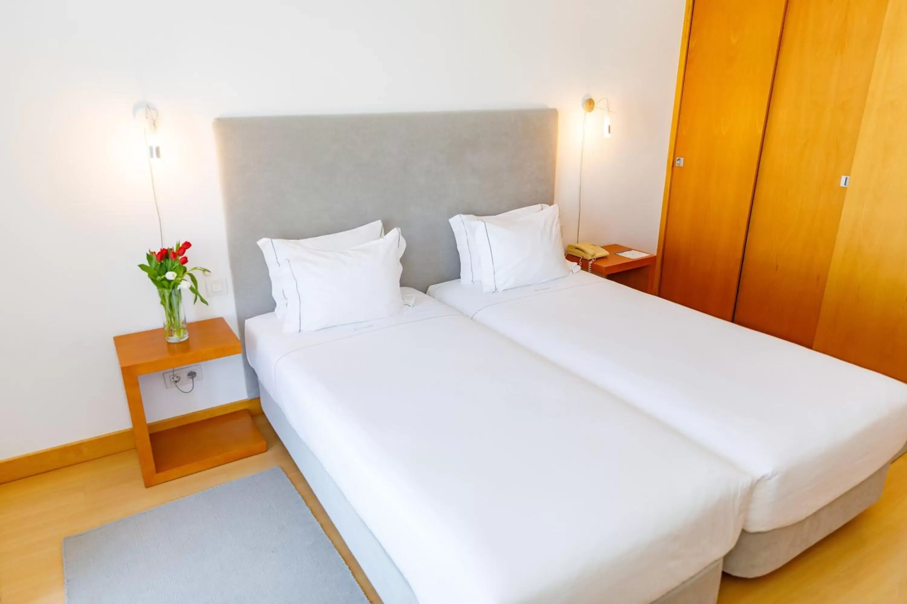 Bedroom, Bed in Marina Club Lagos Resort