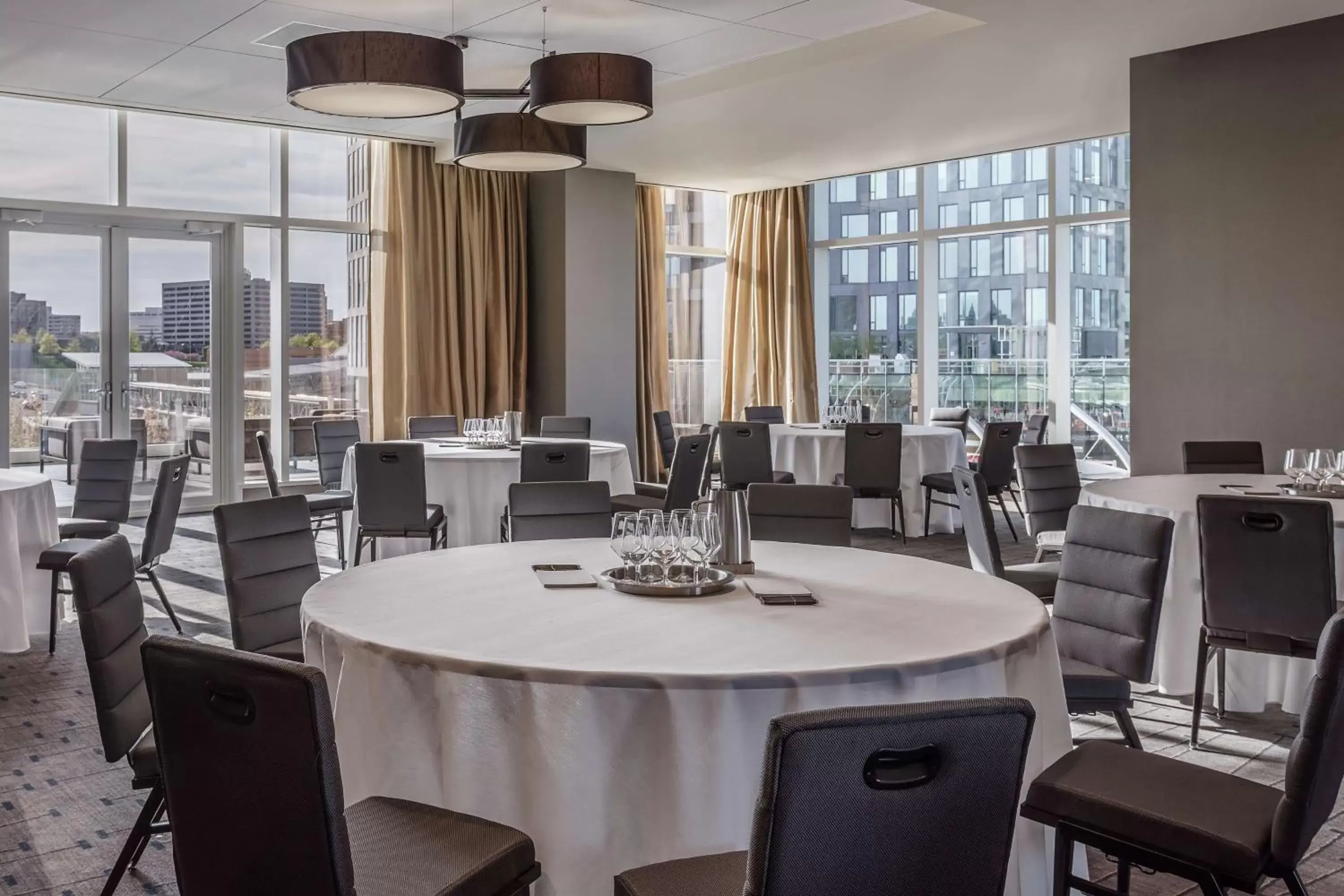 Banquet/Function facilities, Restaurant/Places to Eat in Hyatt Regency Tysons Corner Center