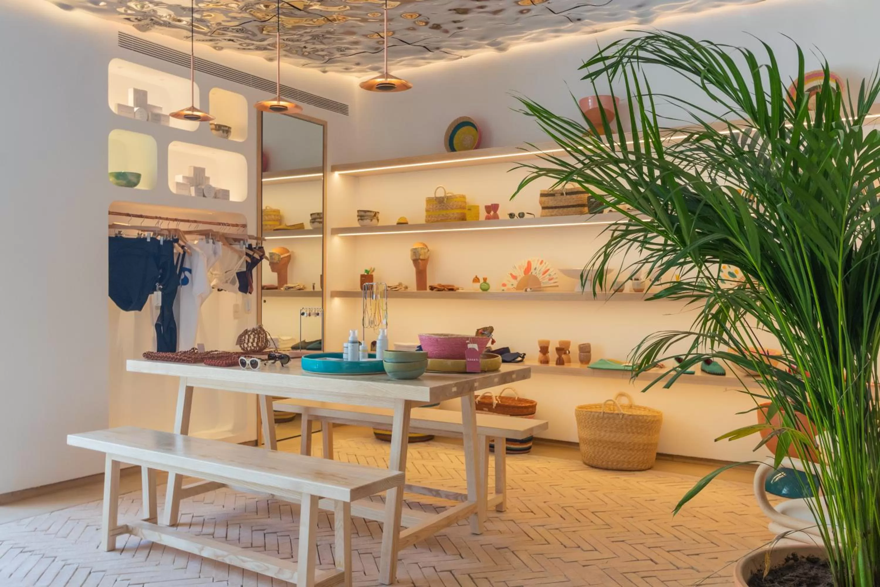 On-site shops in Hotel Serawa Moraira