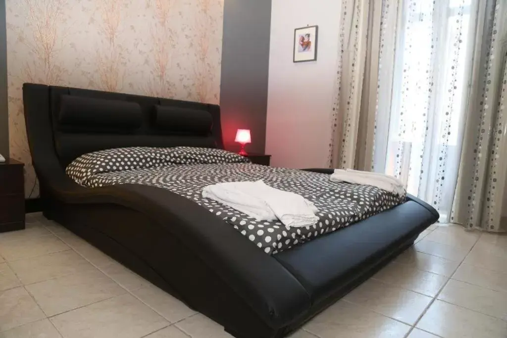 Superior Double Room in Hotel Sangiuliano 132 centro storico Catania Superior Double Room in Hotel Sangiuliano 132 centro storico Catania